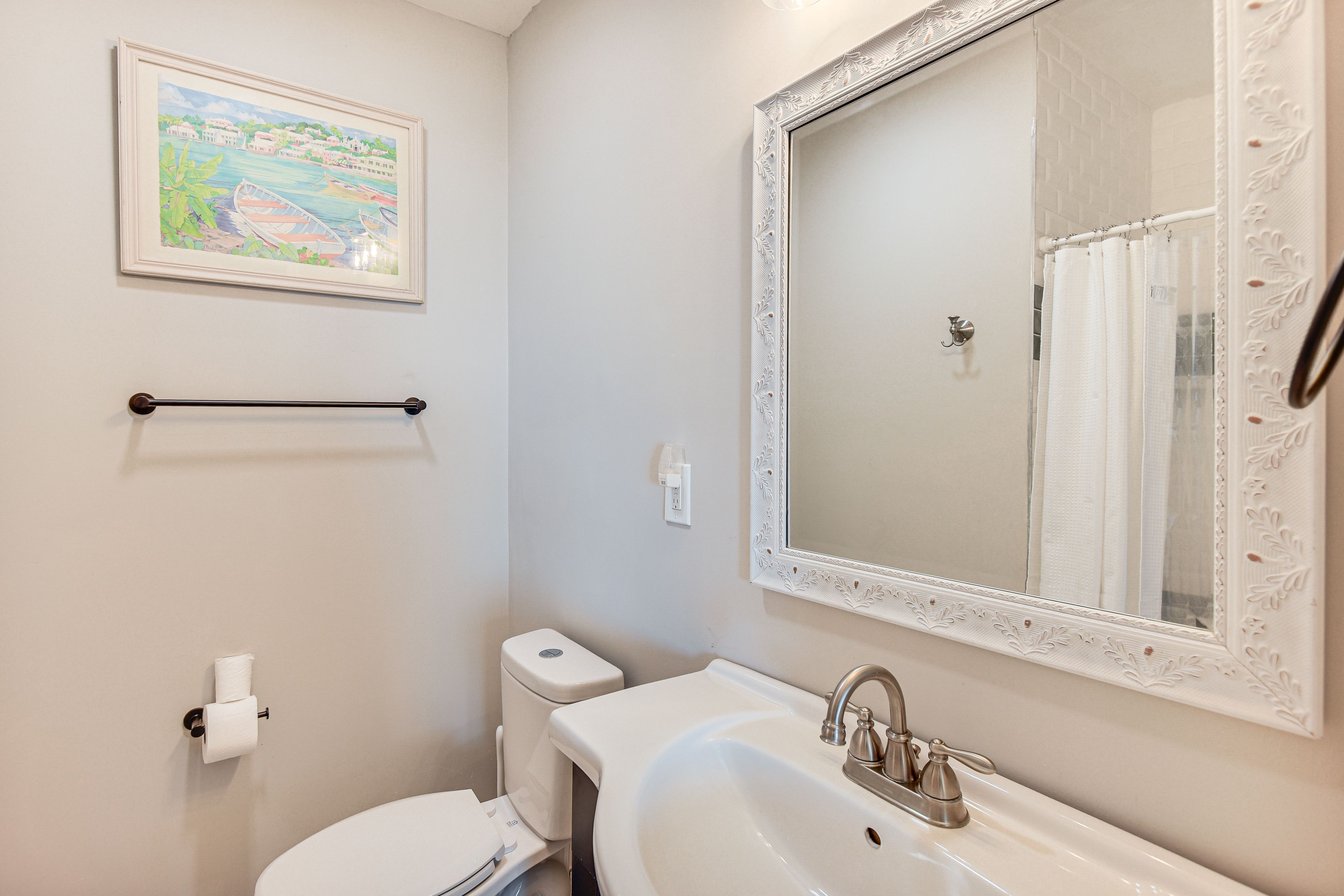 Bathroom | Upper Level