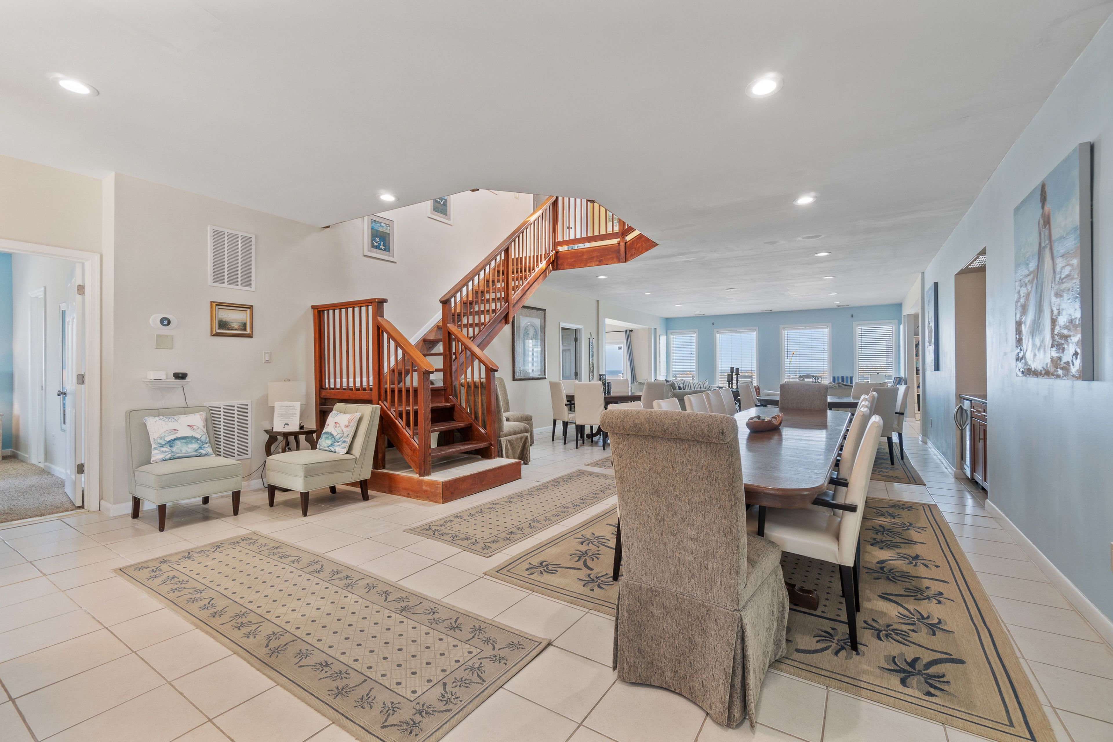 Dining Area | Main Level