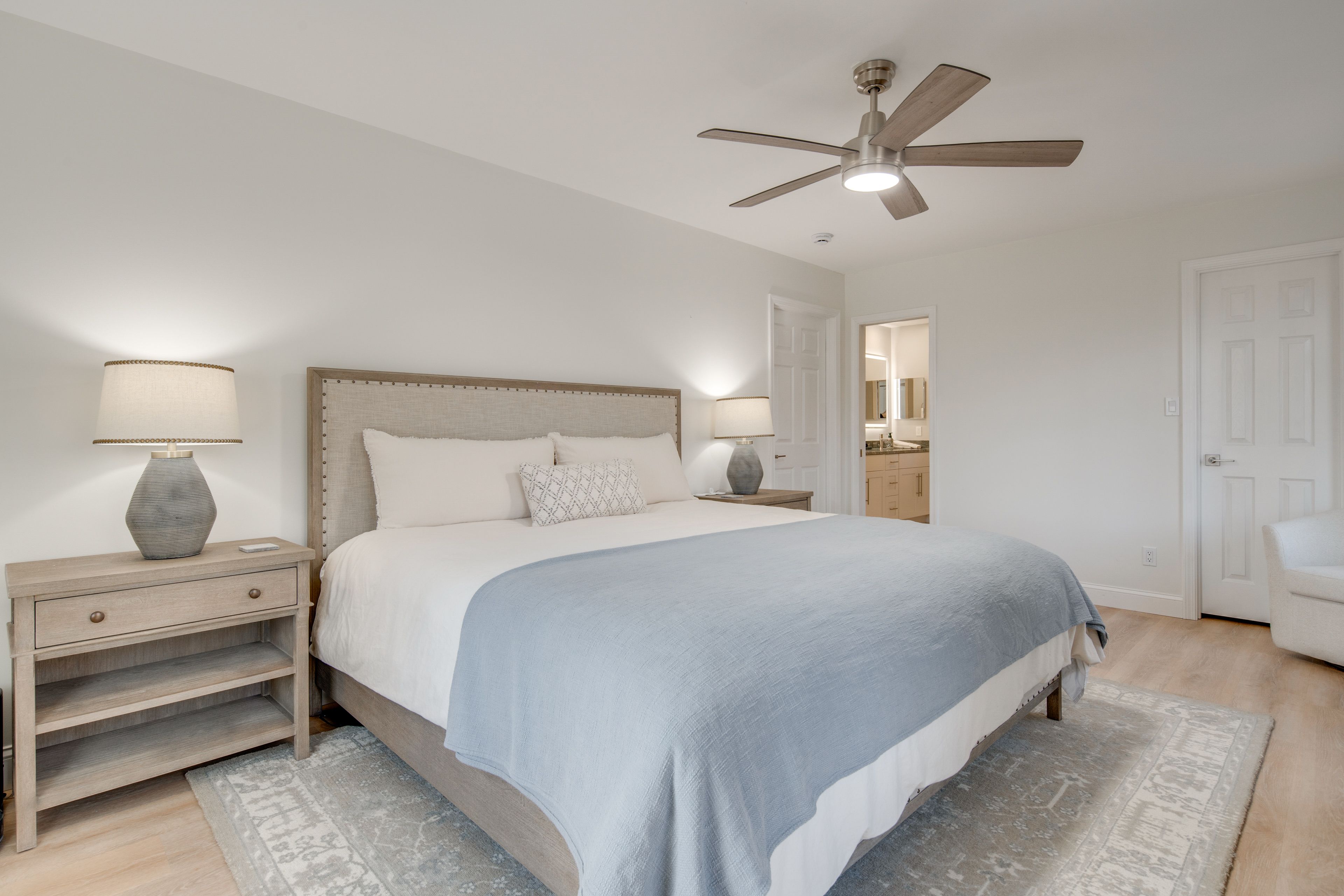 Bedroom 1 | King Bed | Main Floor