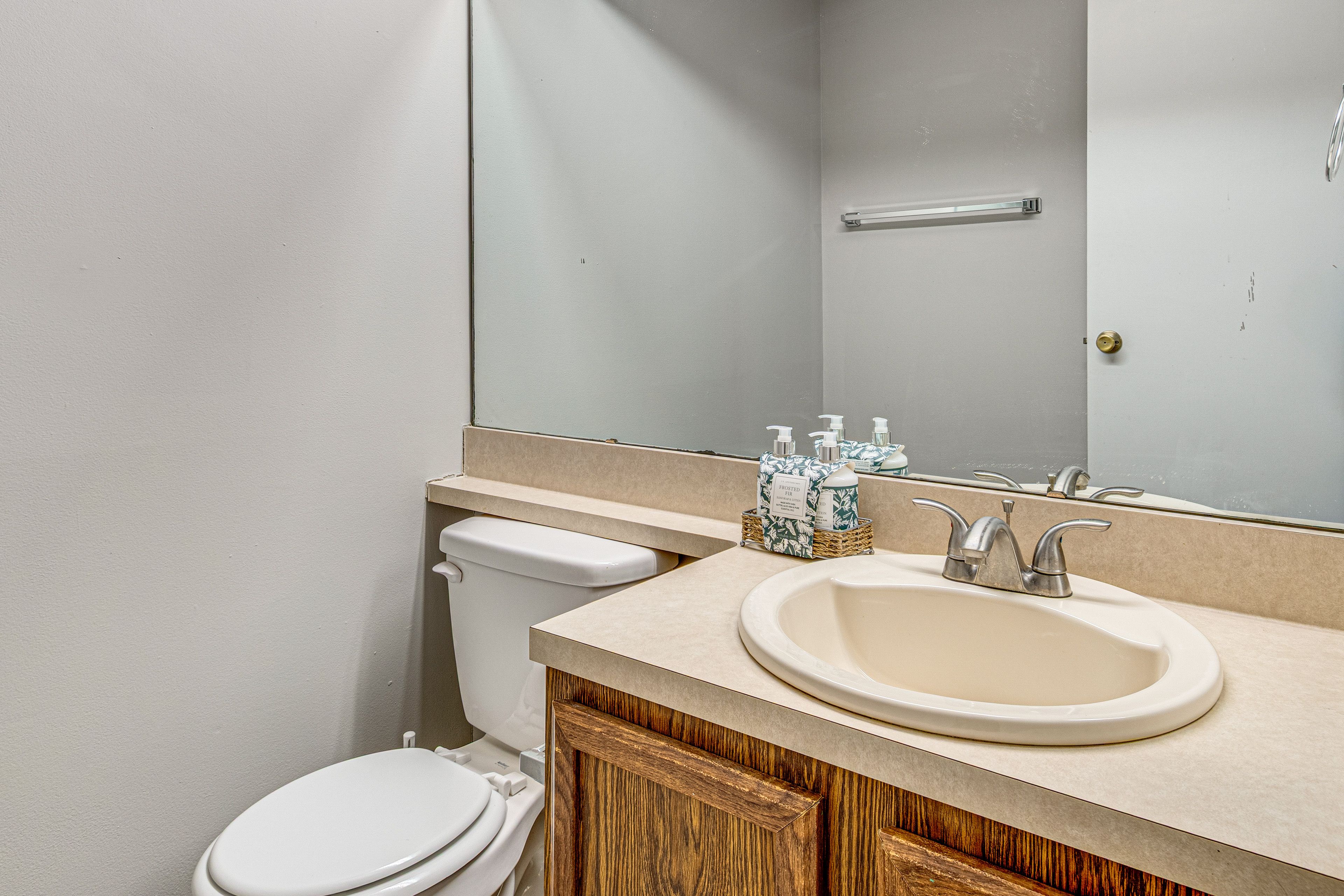 Half Bathroom | Main Level