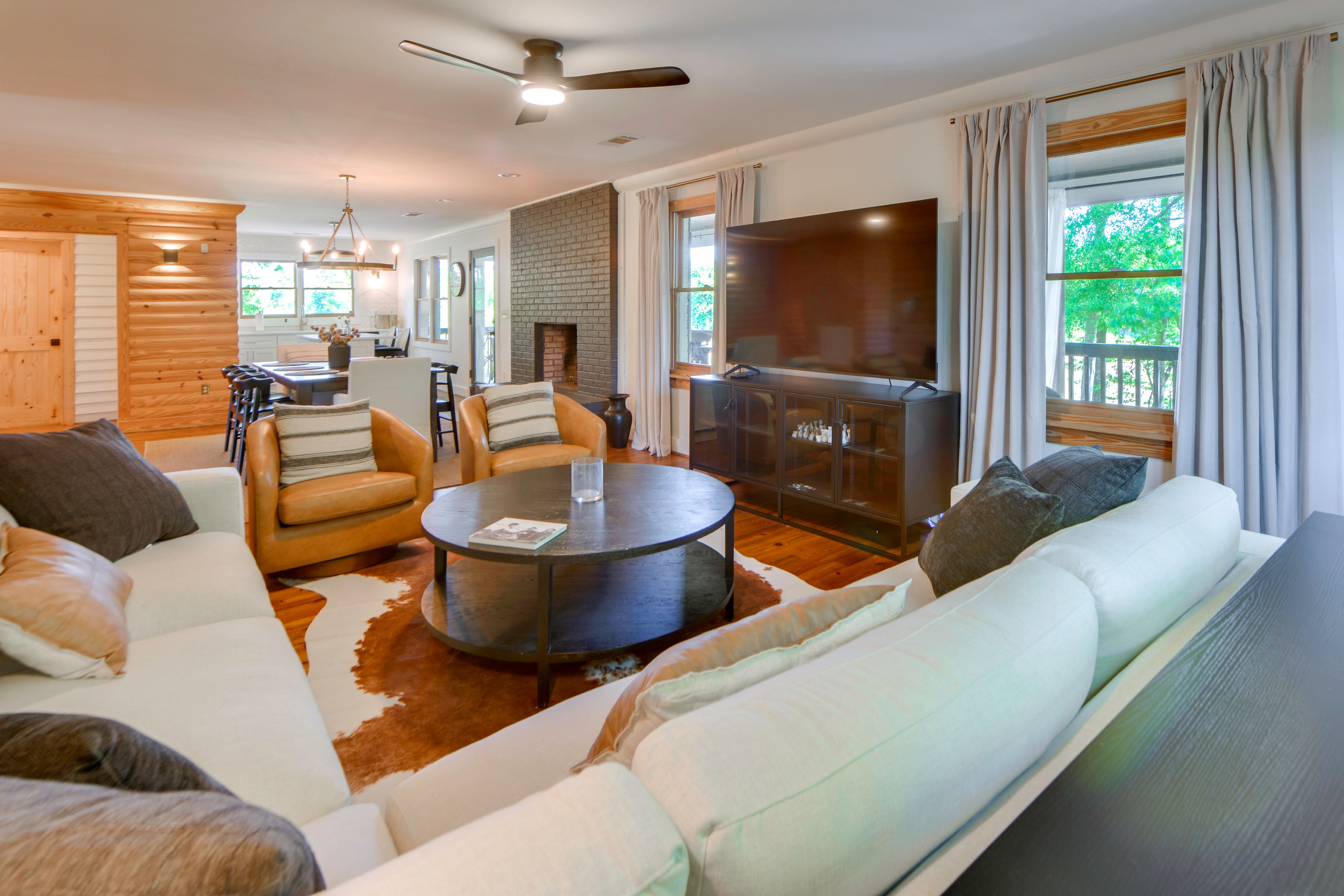 Living Room | Main Level