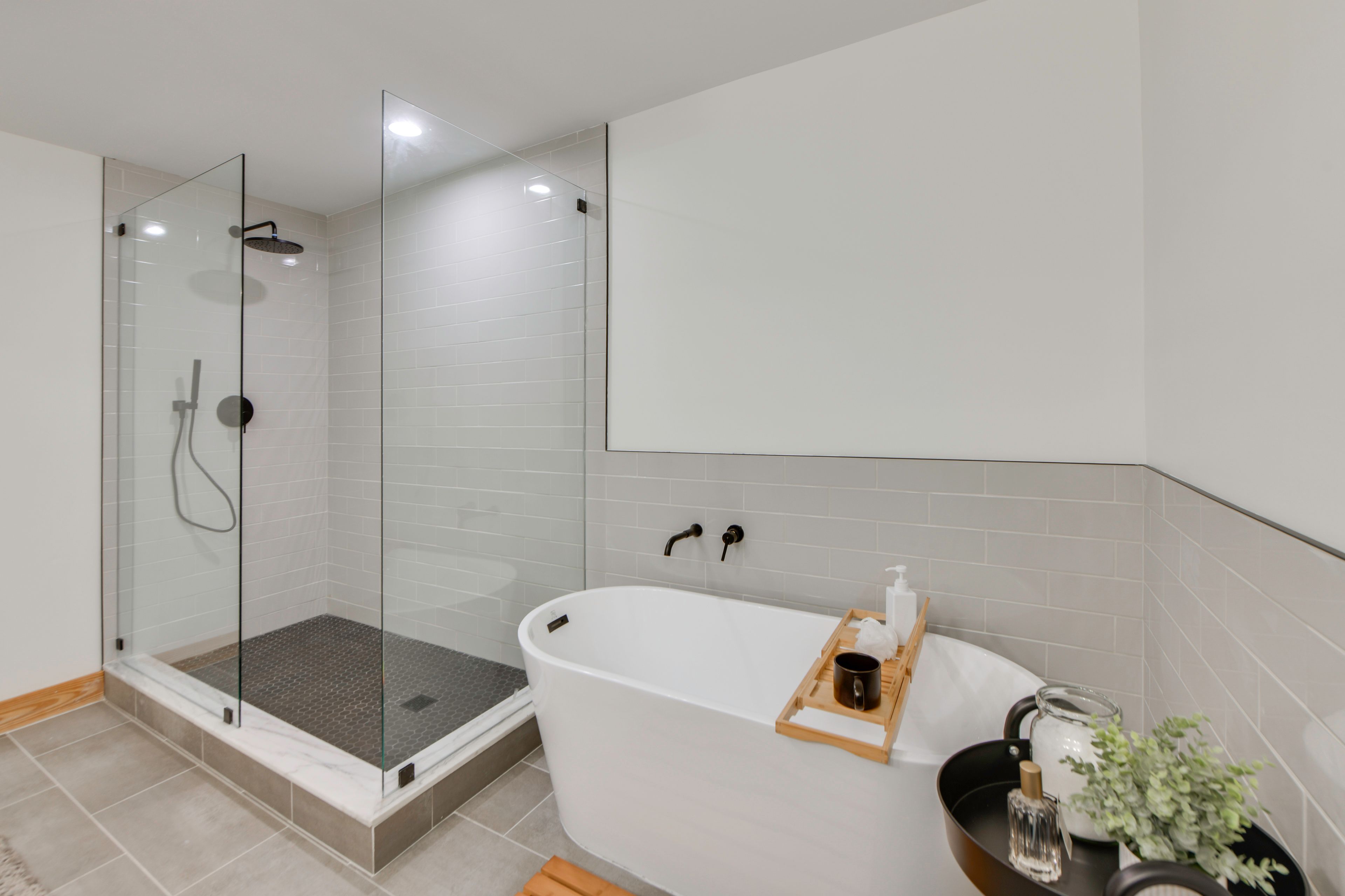 Full Bathroom | Lower Level