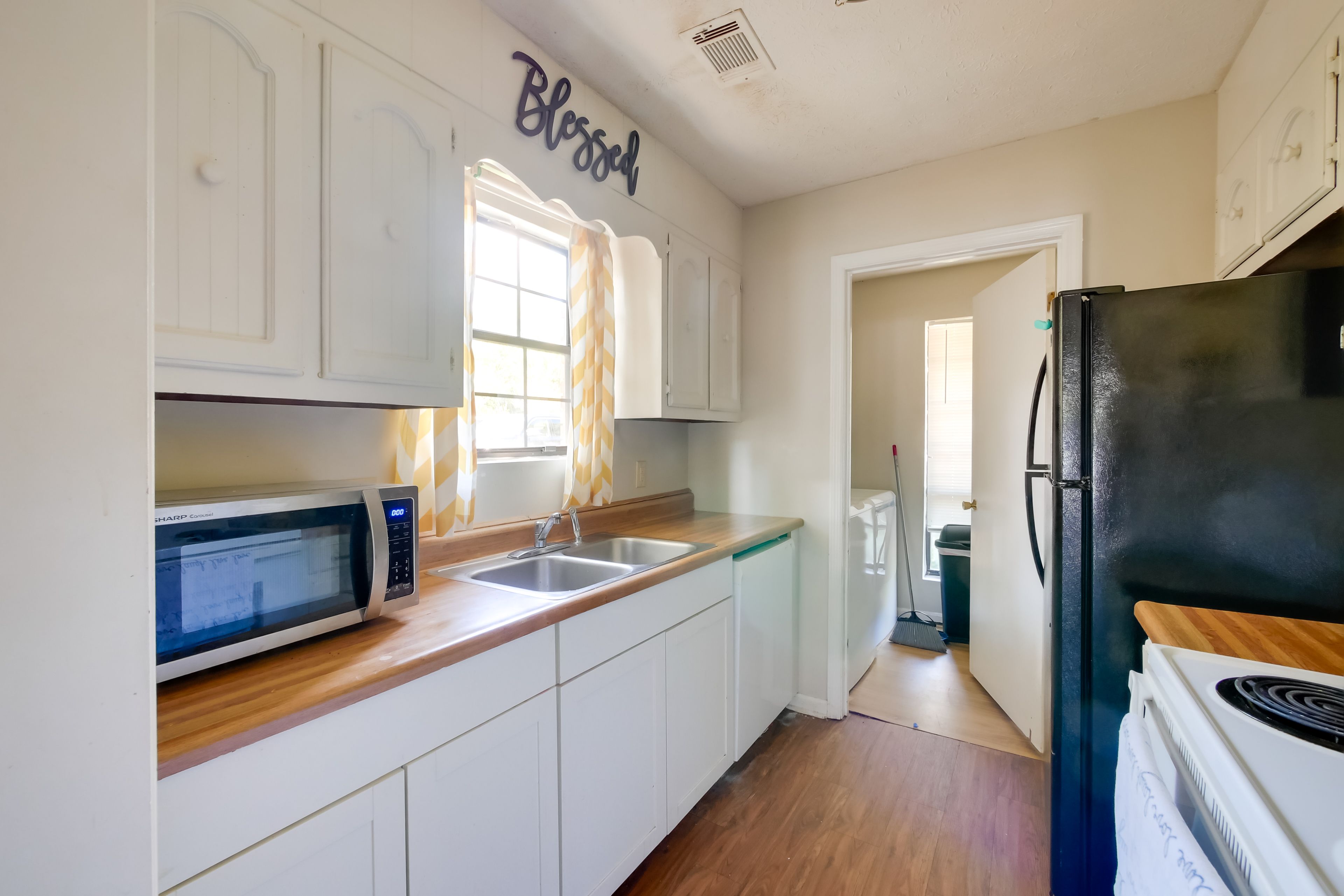 Kitchen | Keurig Coffee Maker | Cooking Basics | Washer & Dryer