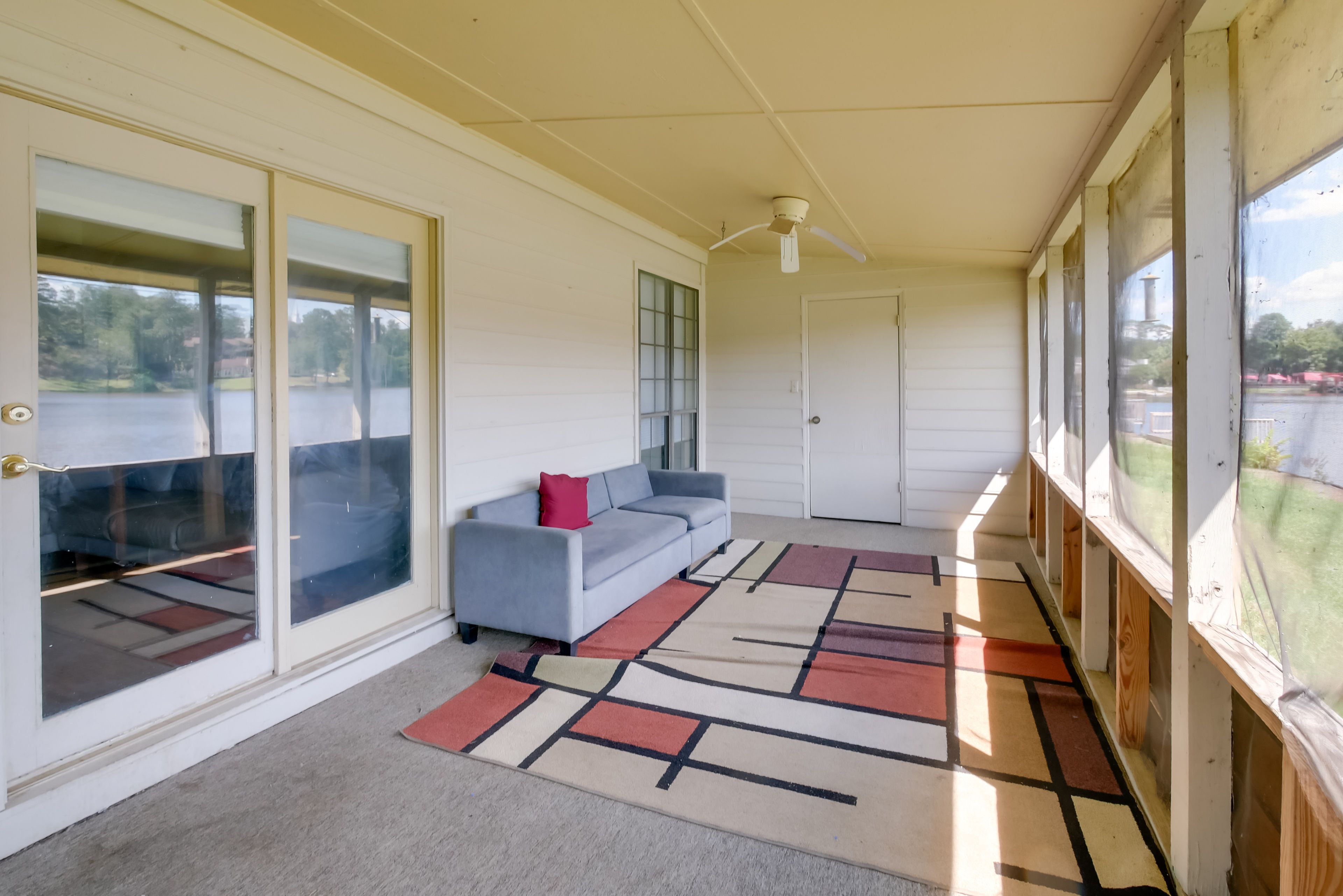 Warner Robins Vacation Rental | 1BR | 1BA | 1,158 Sq Ft | 1 Step Required