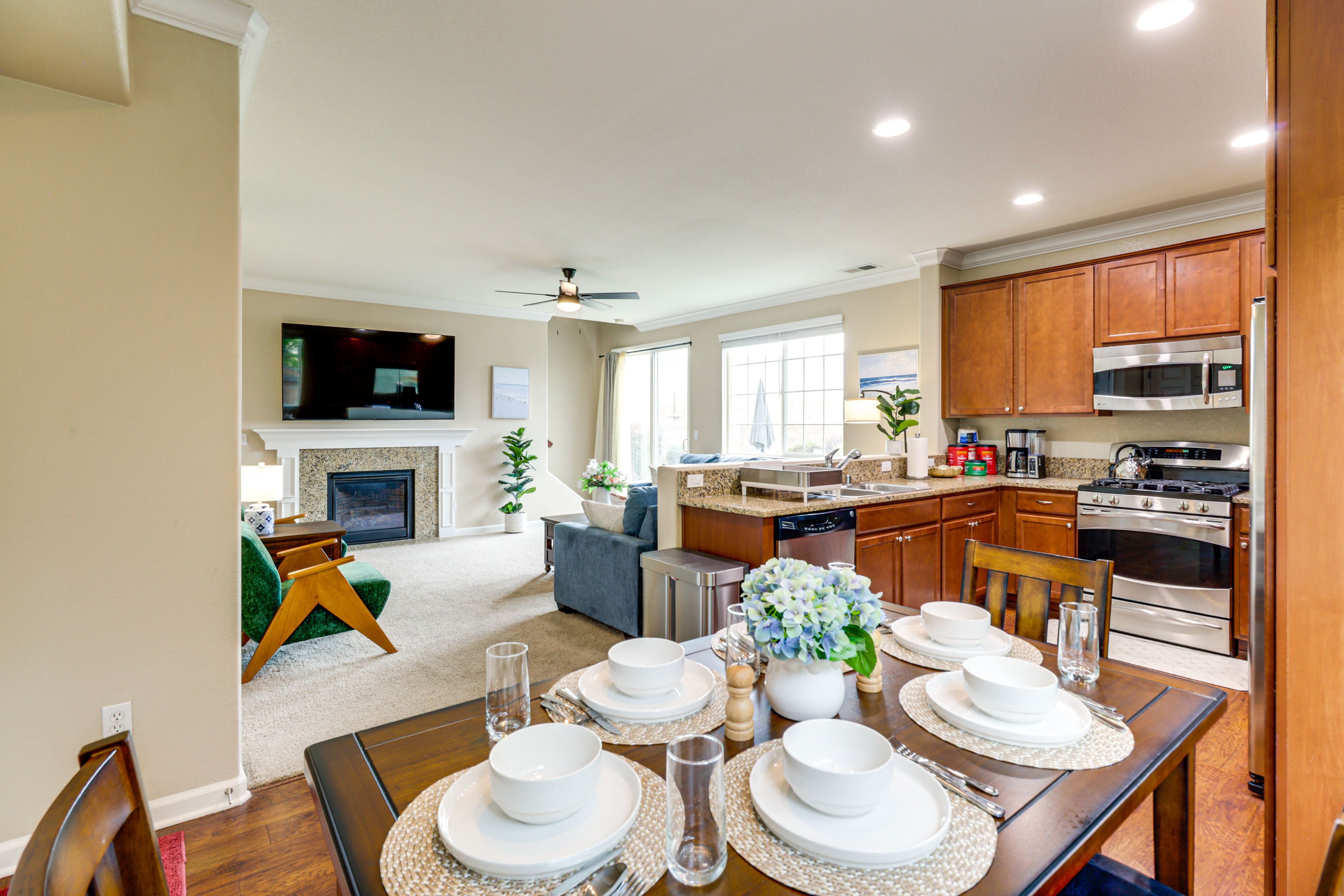 Dining Room | Dishware/Flatware Provided | 1st Floor