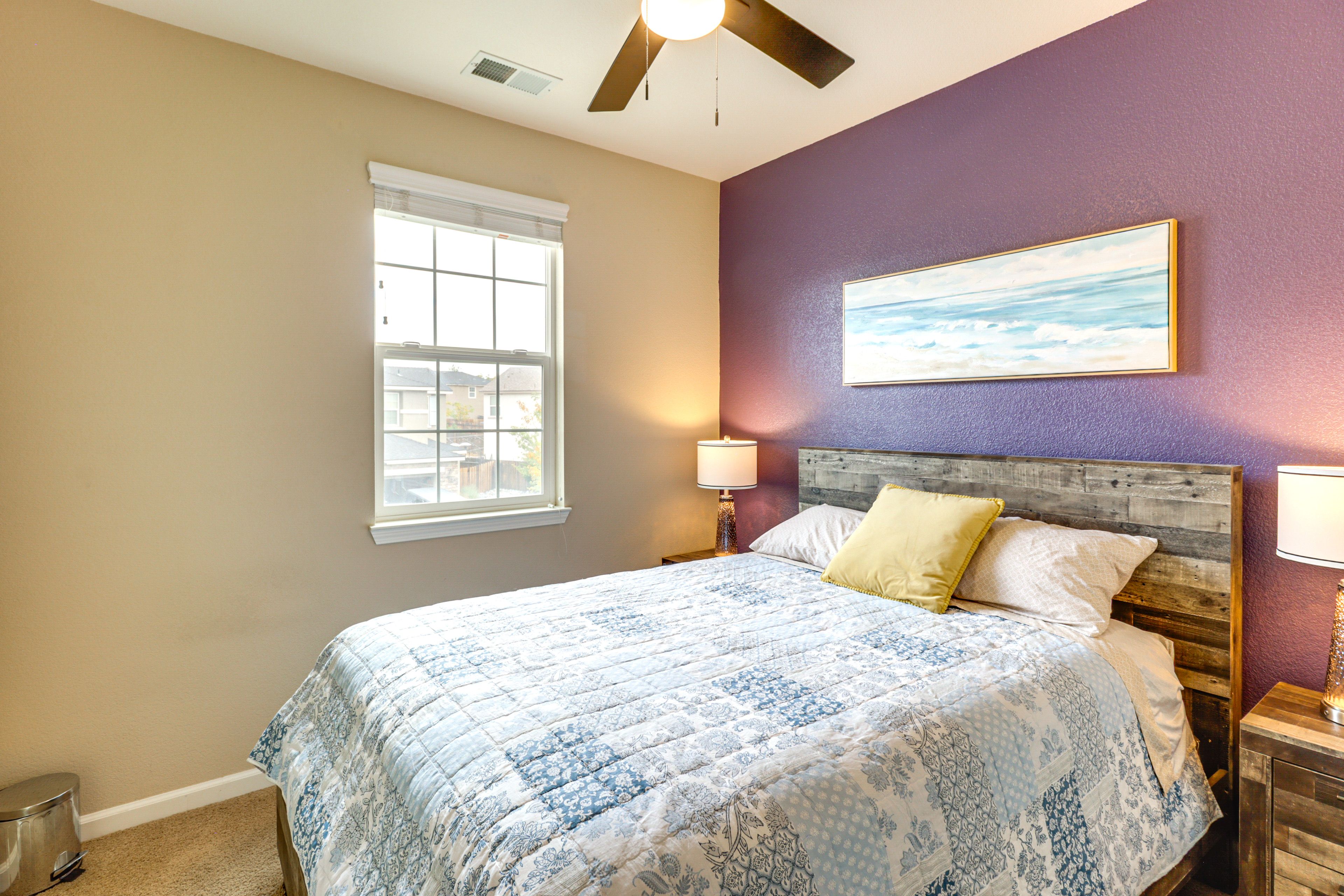 Bedroom 2 | Queen Bed | 2nd Floor