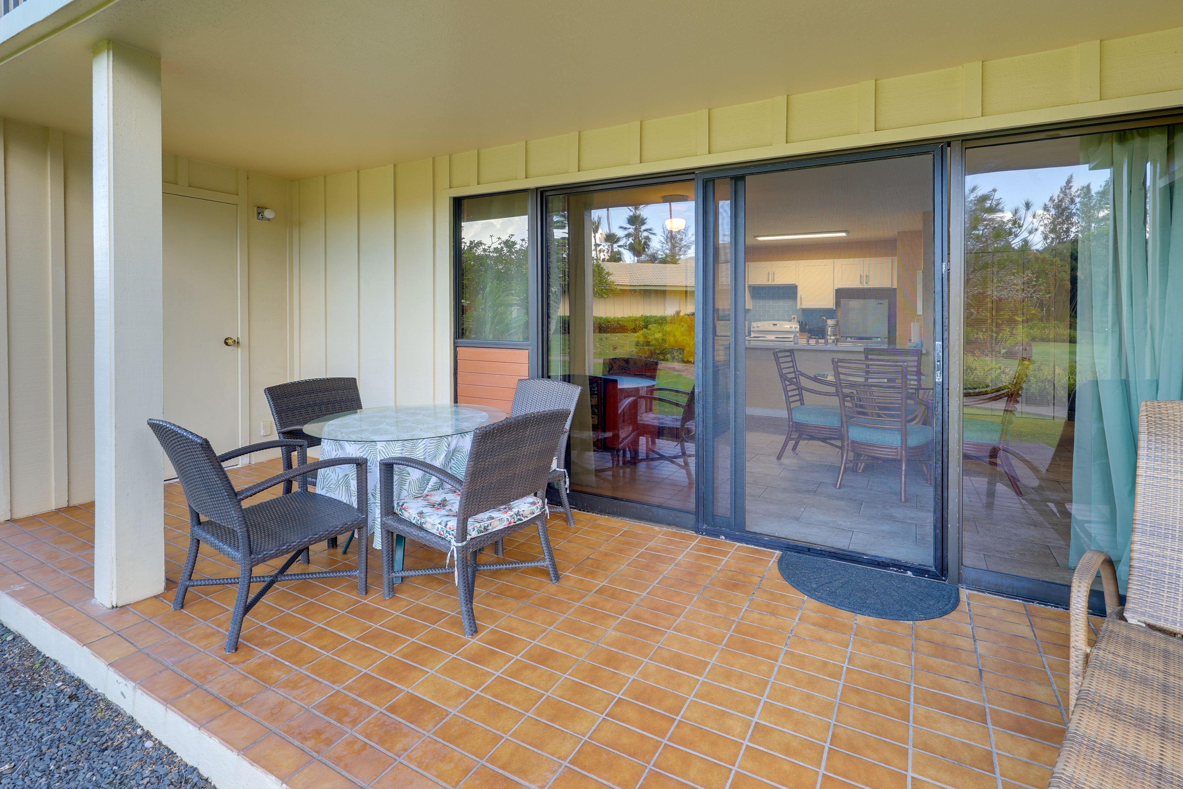 Private Lanai | Dining Area