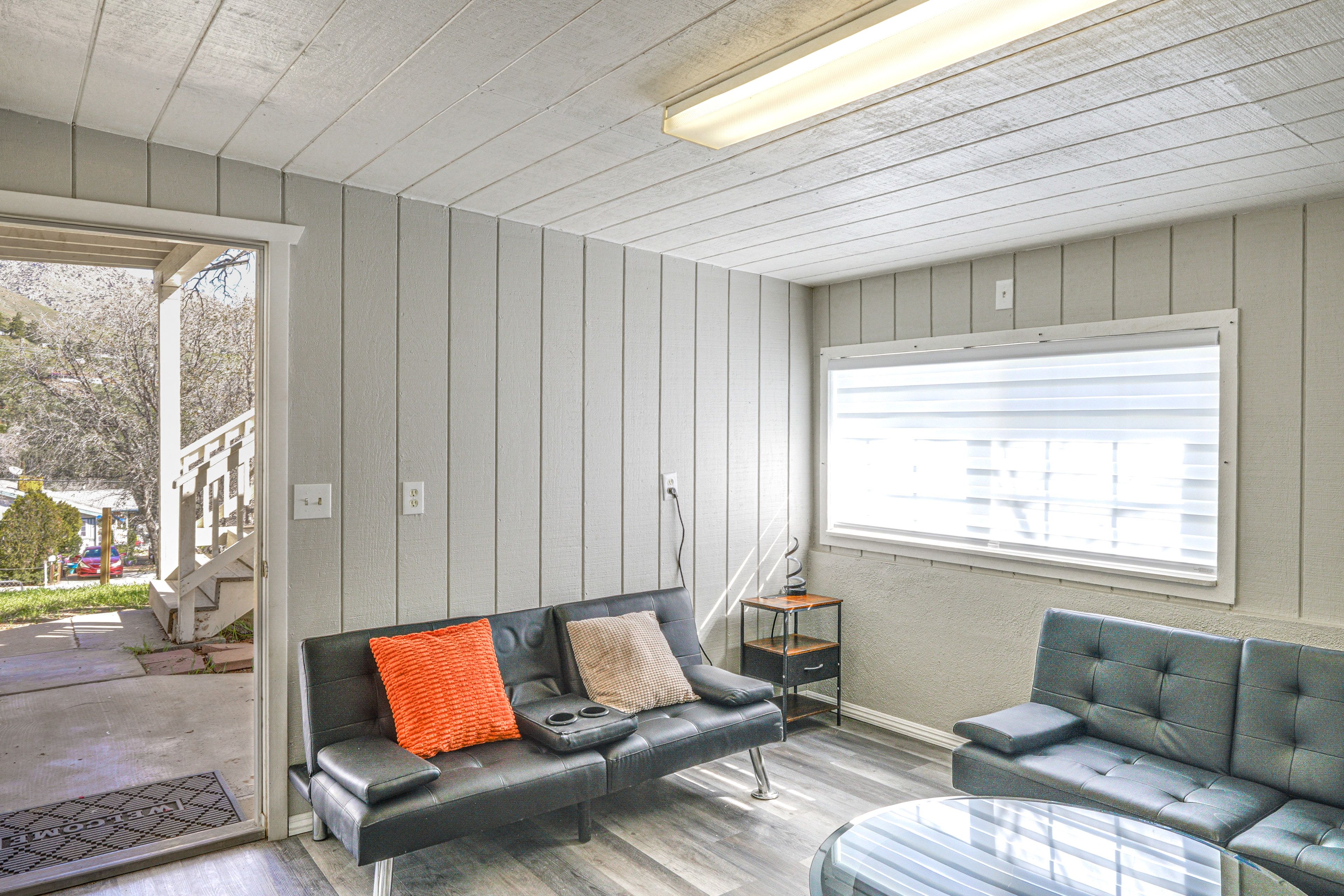 Lounge | Lower Level