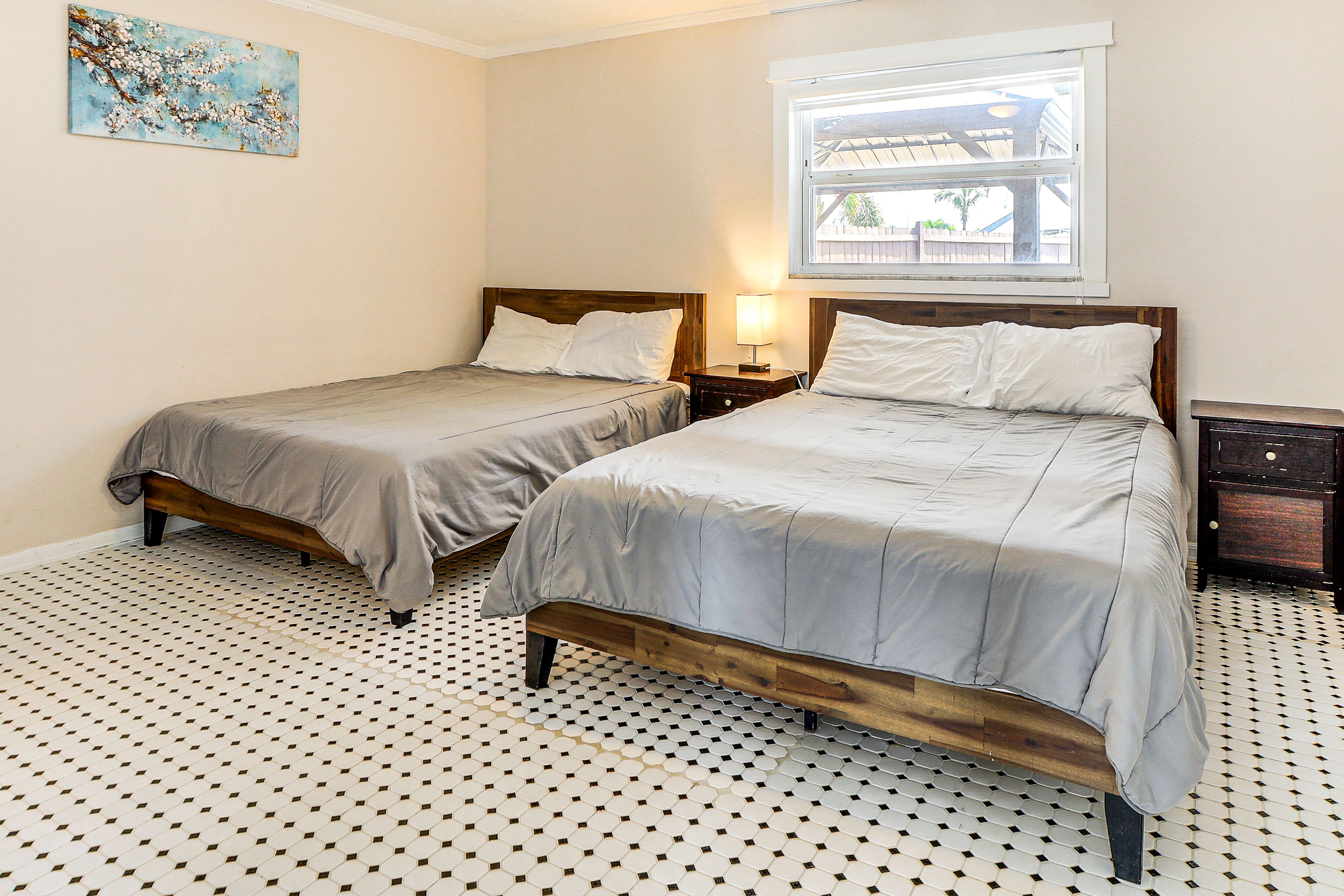 Bedroom 1 | 2 Queen Beds