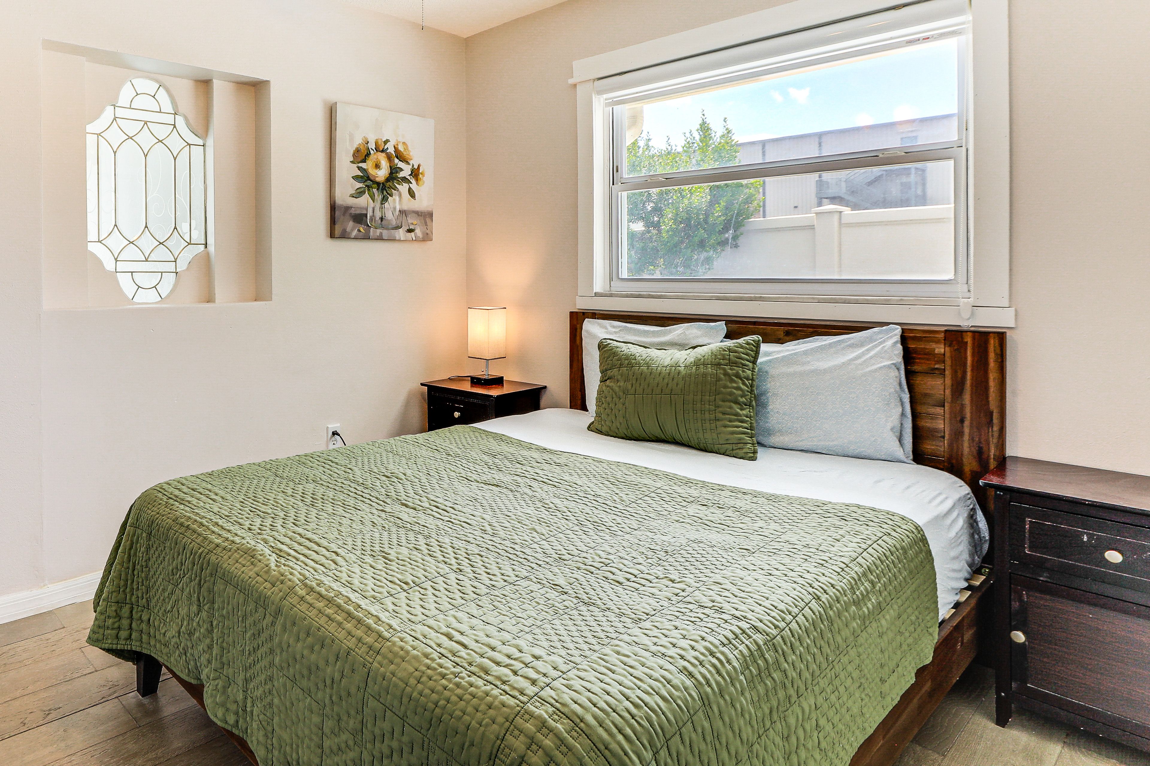 Bedroom 3 | Queen Bed