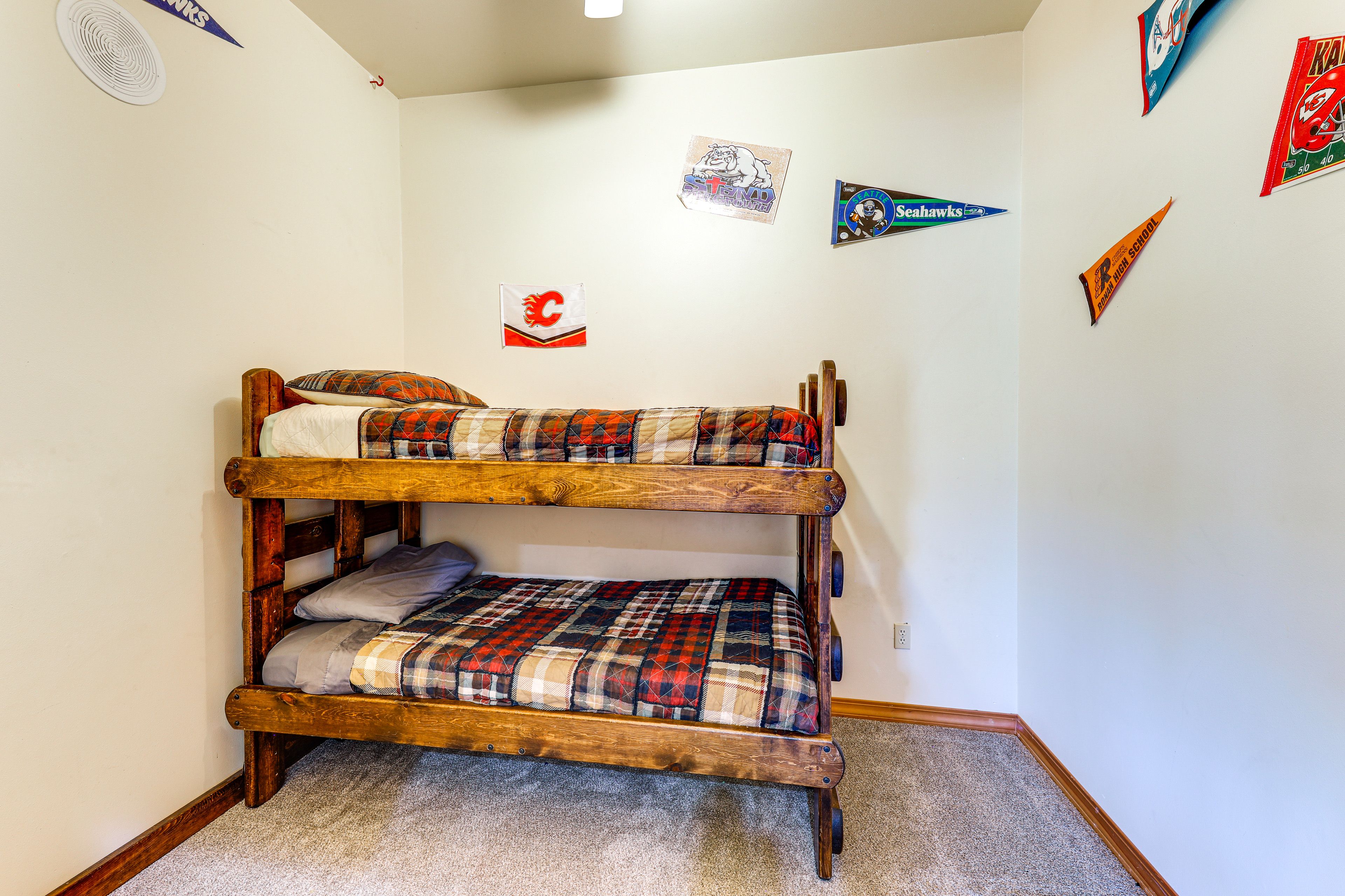 Bedroom 5 | Twin Bunk Bed | Lower Level