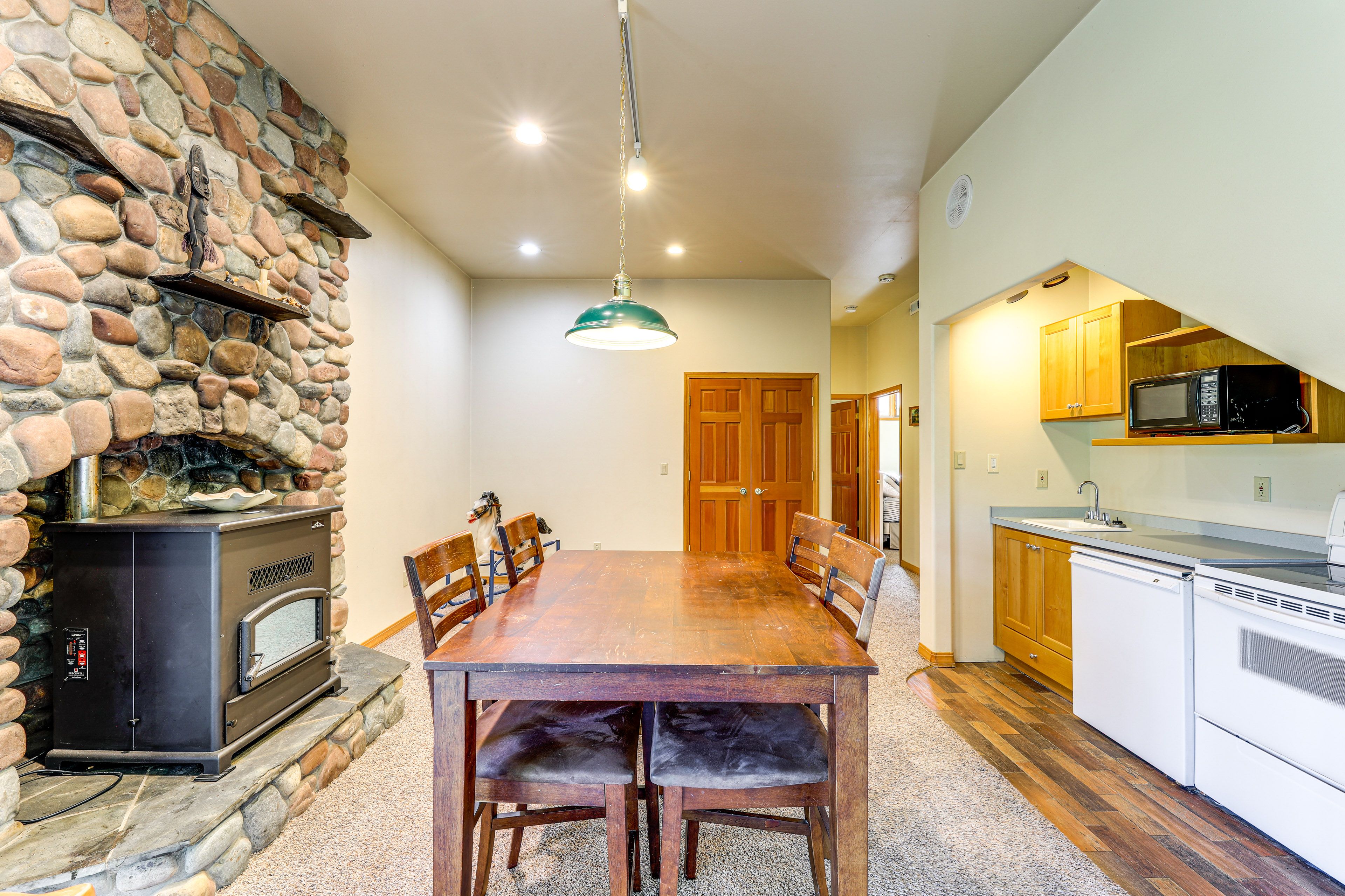 Additional Dining Area | Lower Level