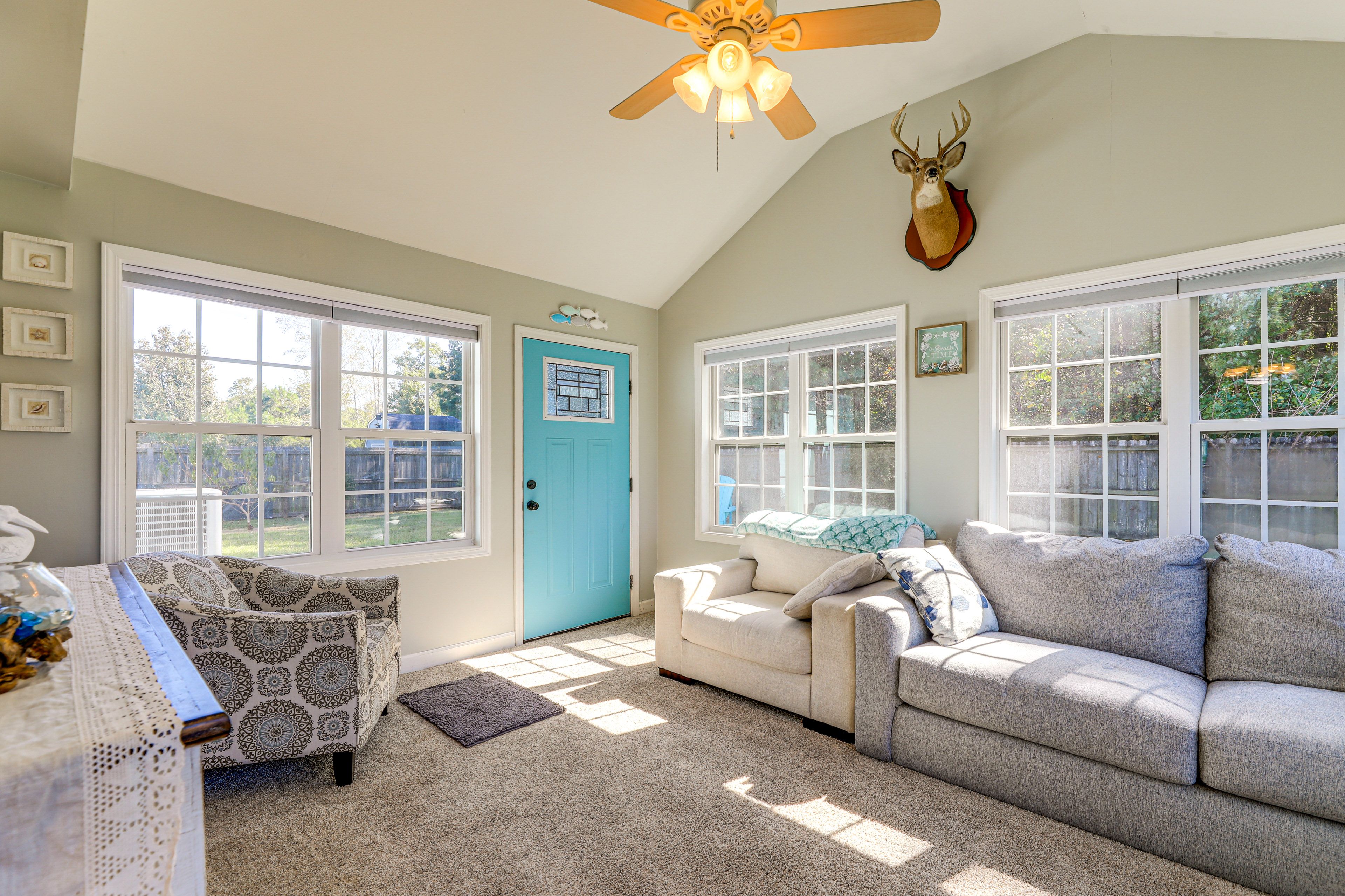 Sunroom | Free WiFi | Central A/C & Heating