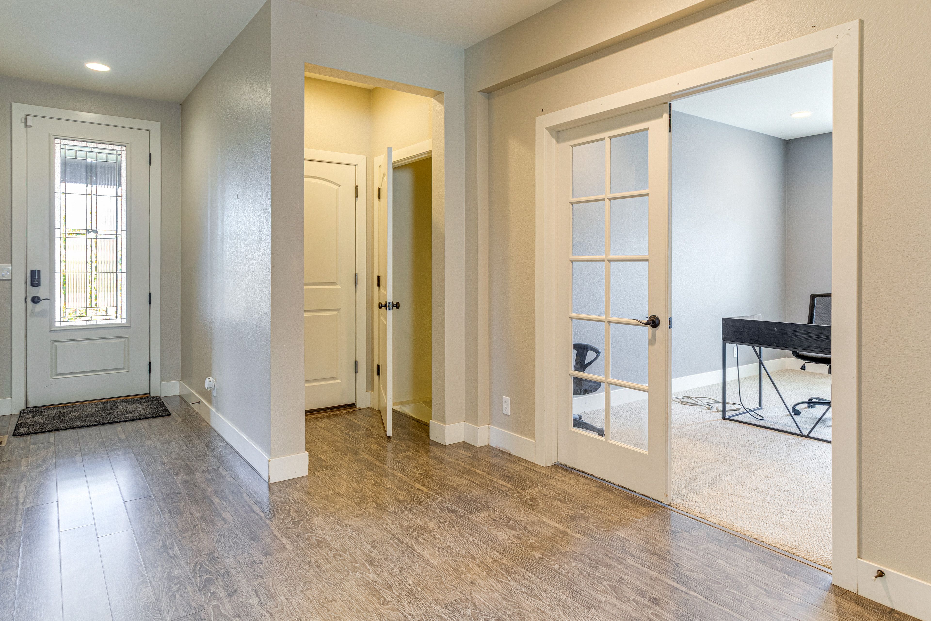 Front Entryway | 1st Floor