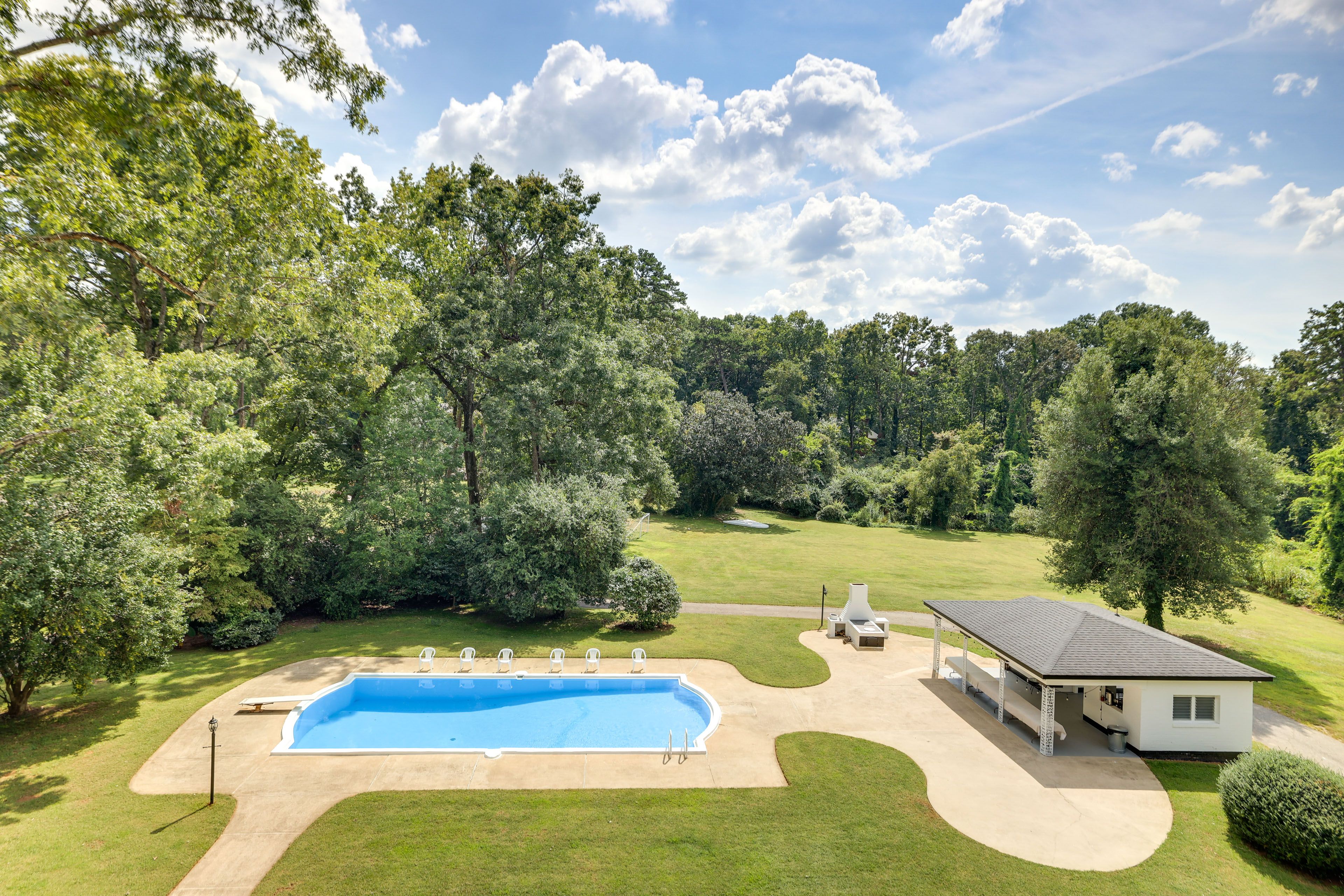 Westwind Estate | Shared Outdoor Amenities