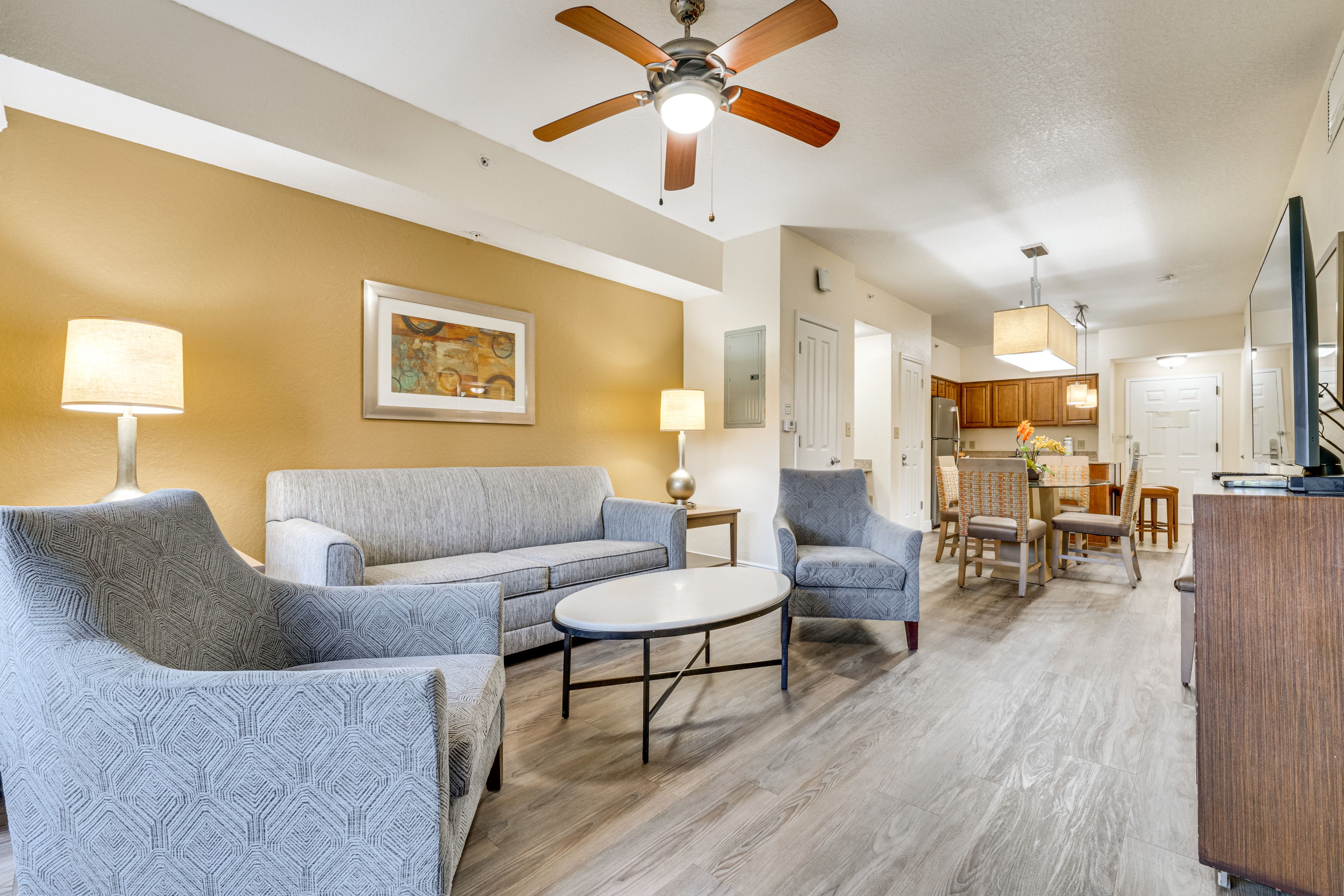 Living Room | Full Sleeper Sofa | Free WiFi | Smart TV | Central A/C