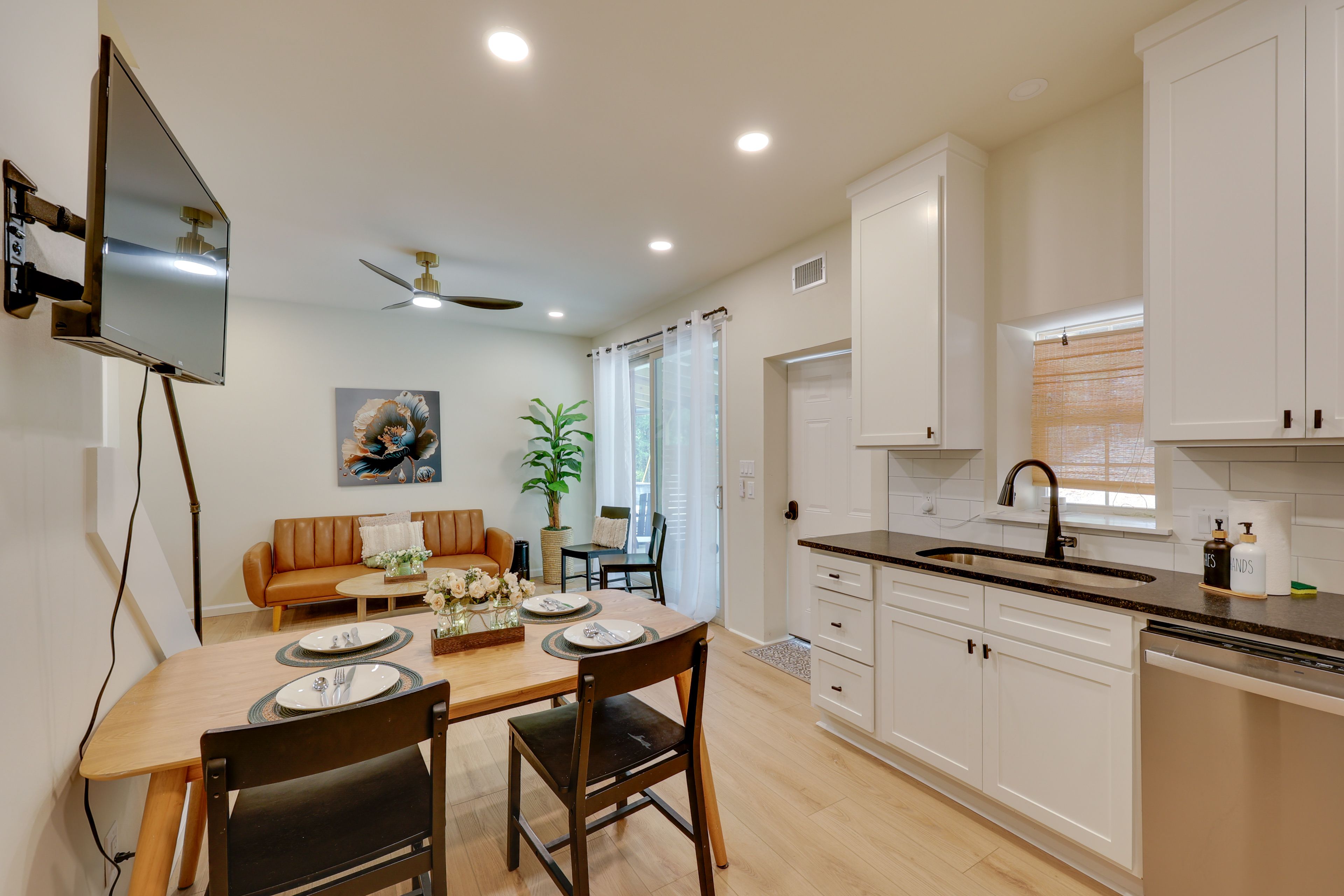 Dining Area | Dishware & Flatware Provided | 1st Floor