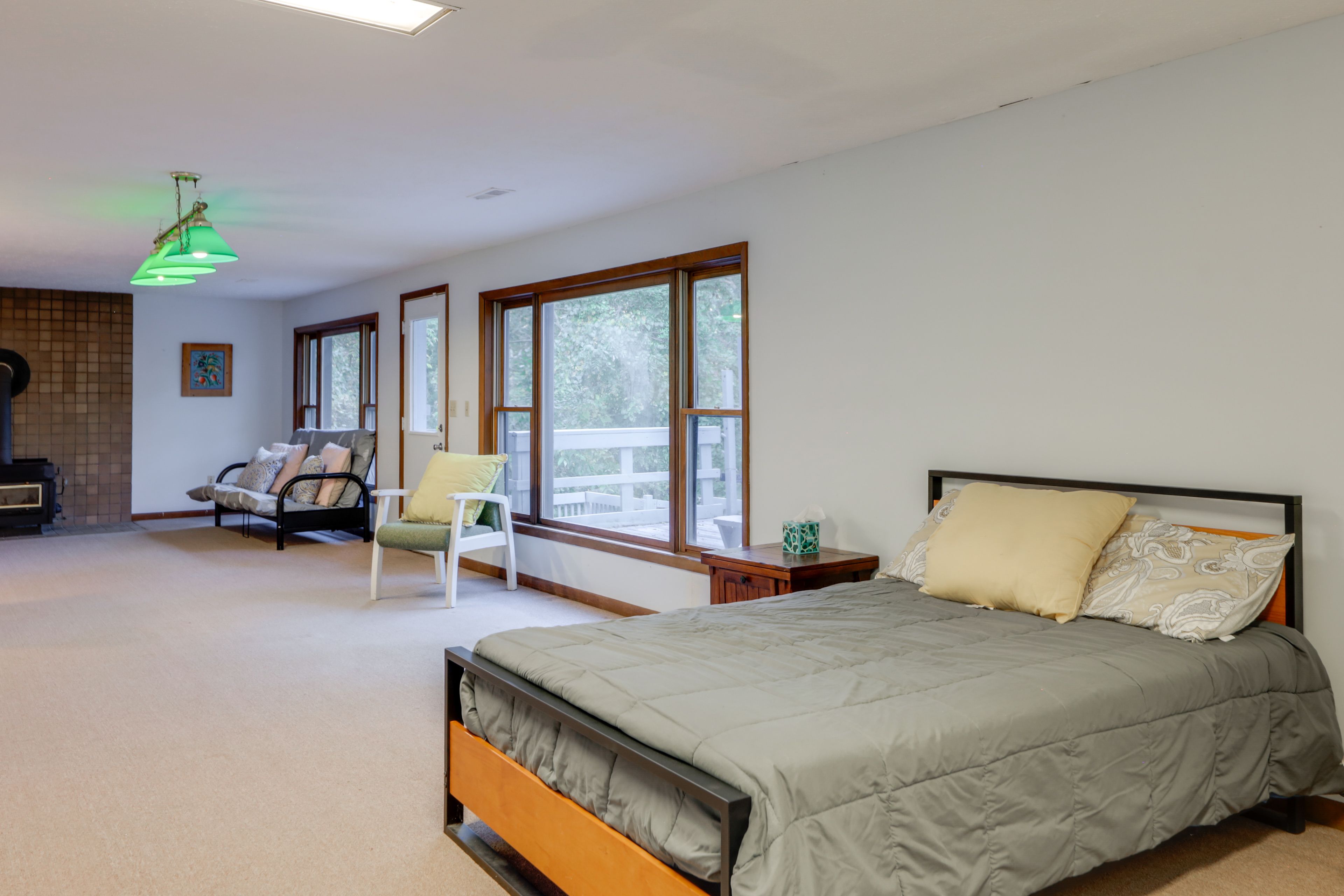 Sleeping Nook | Basement | Full Bed | Queen Futon