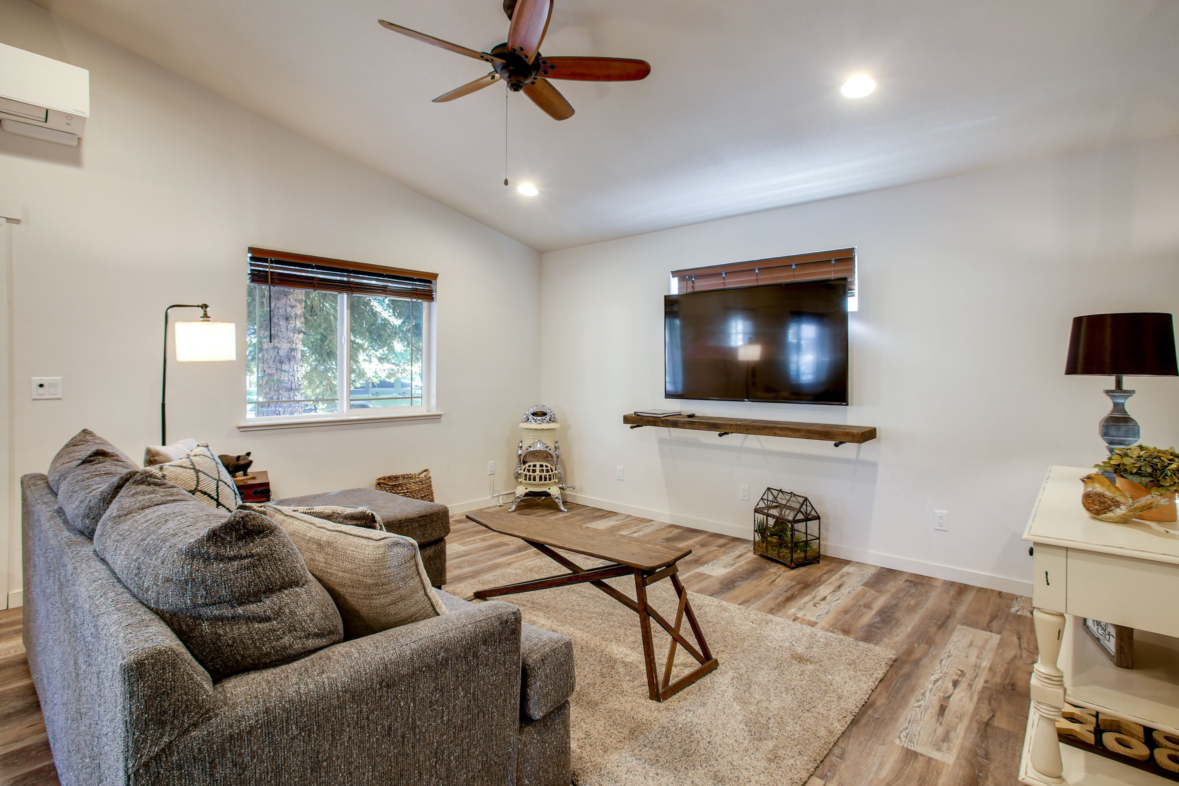 Coeur d'Alene Vacation Rental | 3BR | 2BA | 1,100 Sq Ft | Step-Free Entry