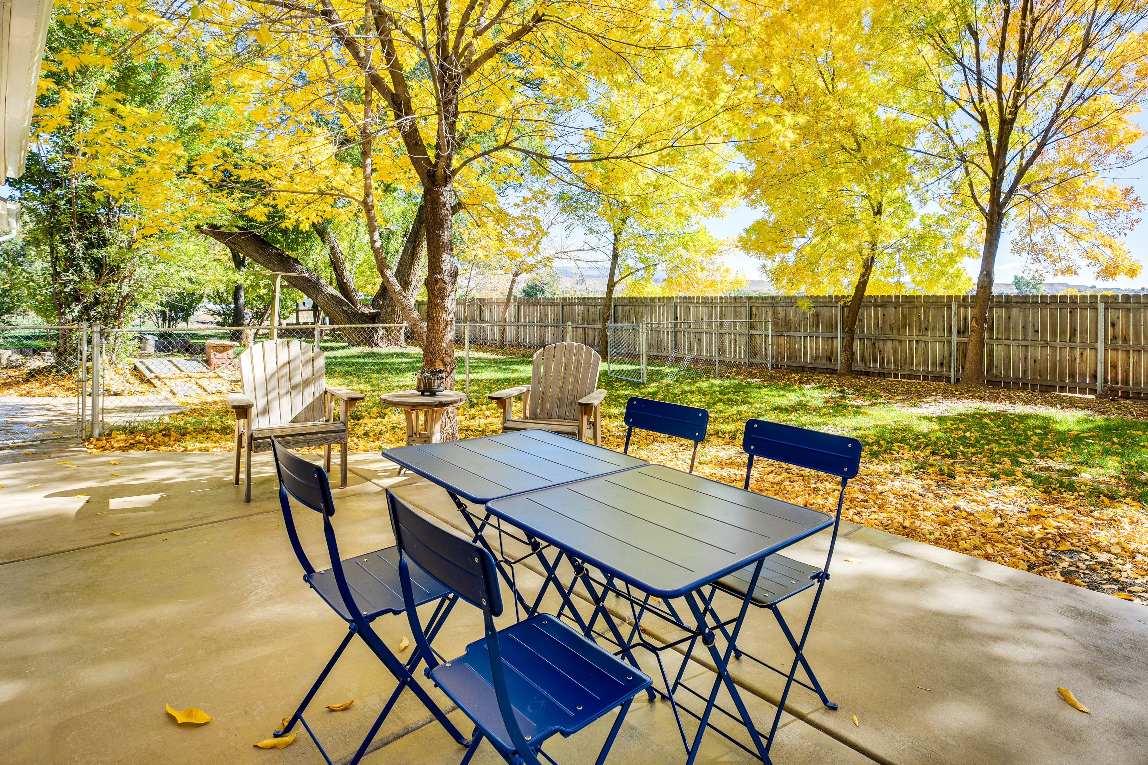 Private Backyard Area | Propane Grill