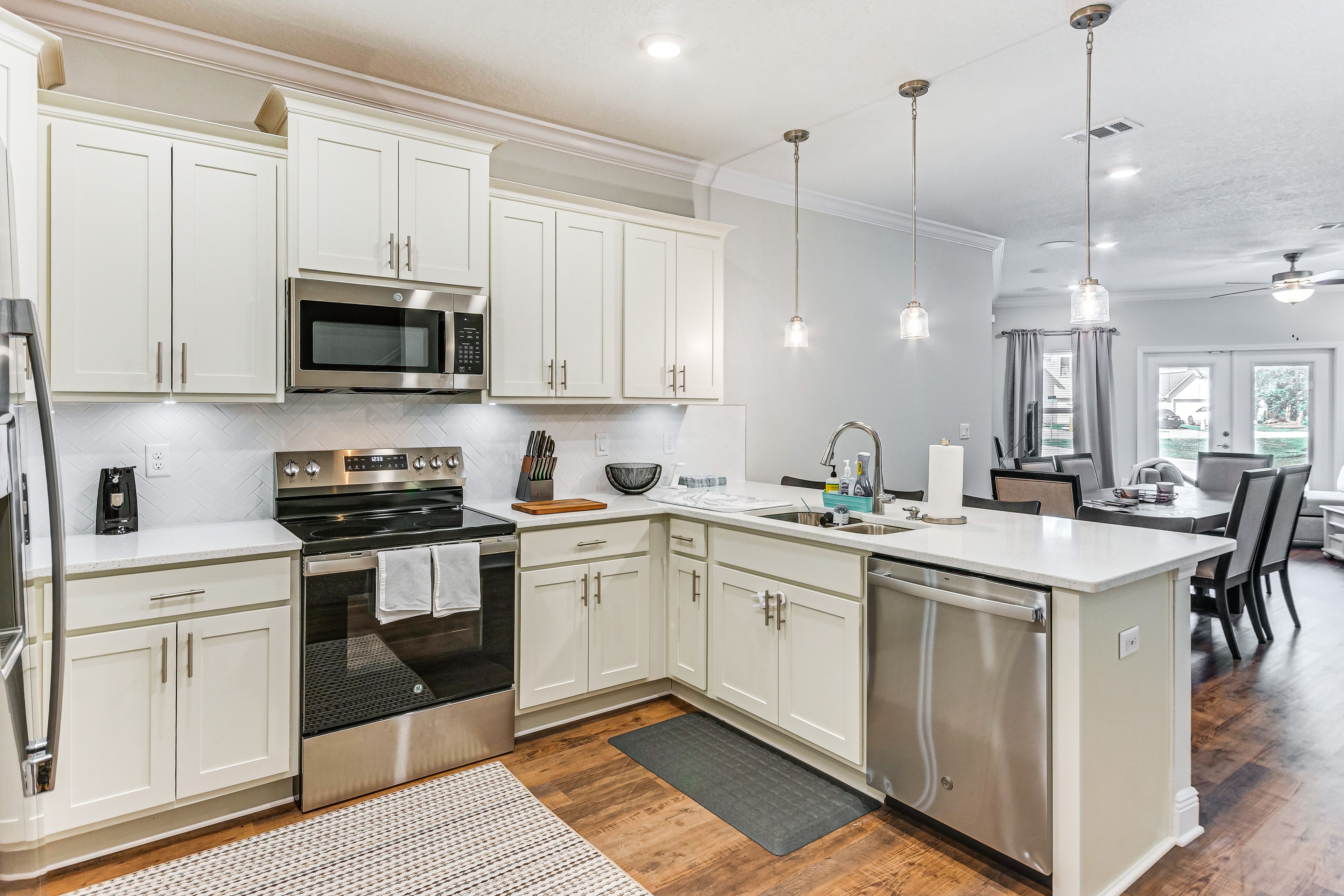 Kitchen | 1st Floor