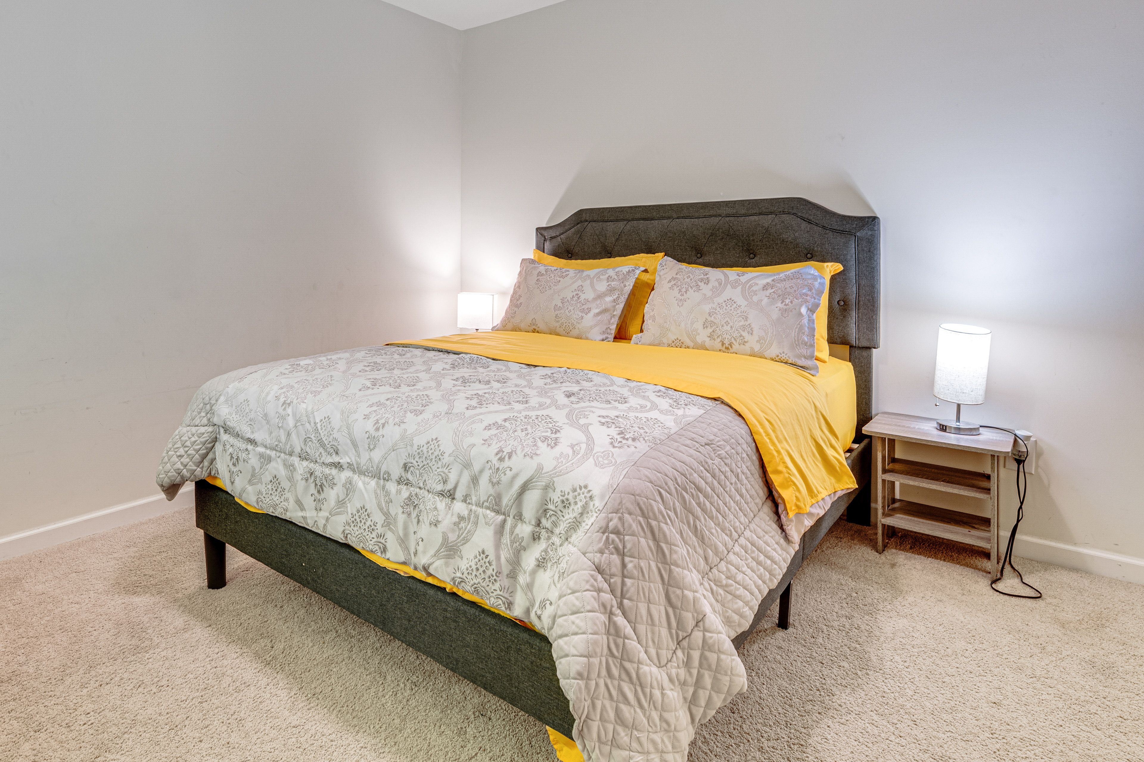 Bedroom 3 | Queen Bed | 2nd Floor