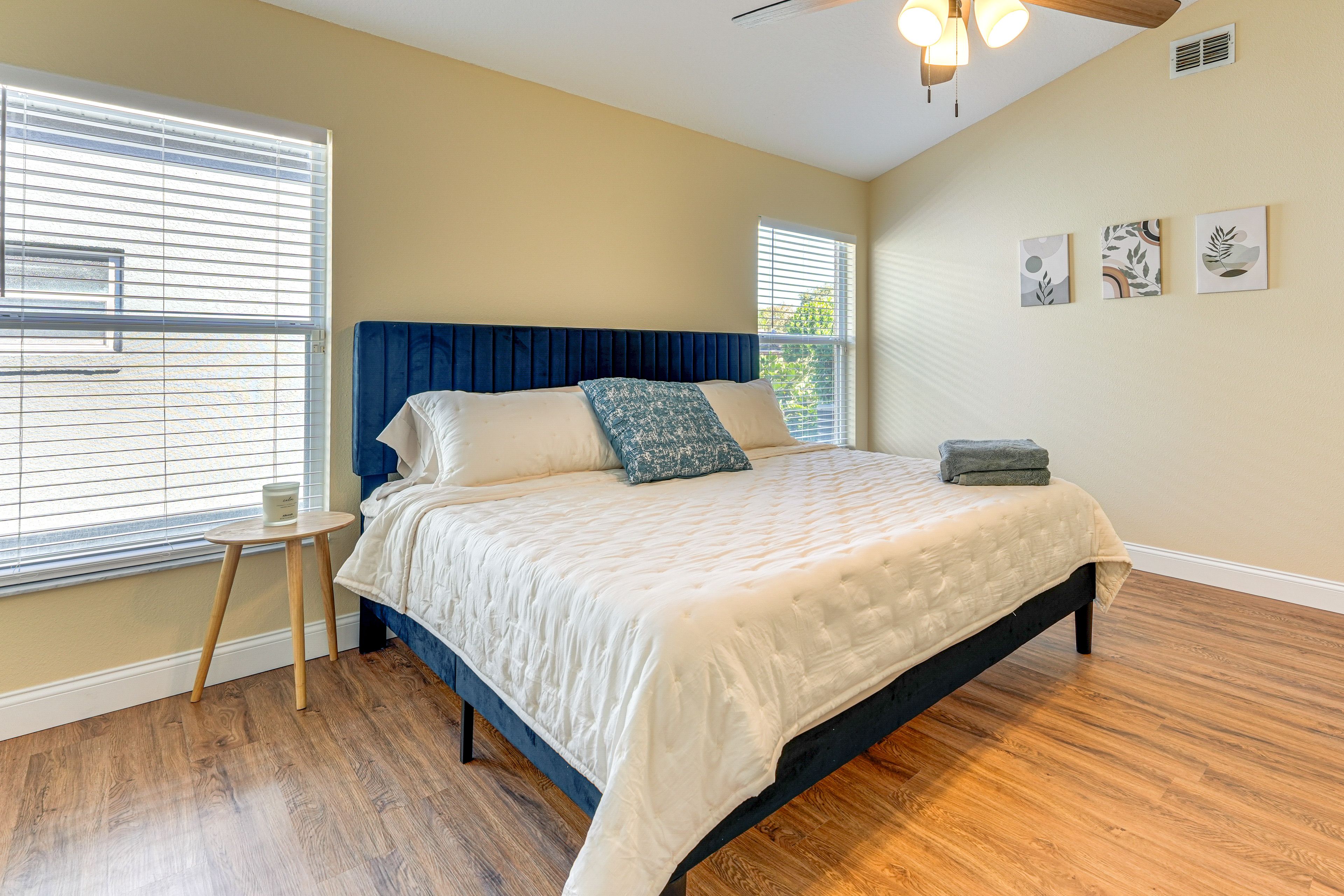 Bedroom 1 | King Bed | Linens