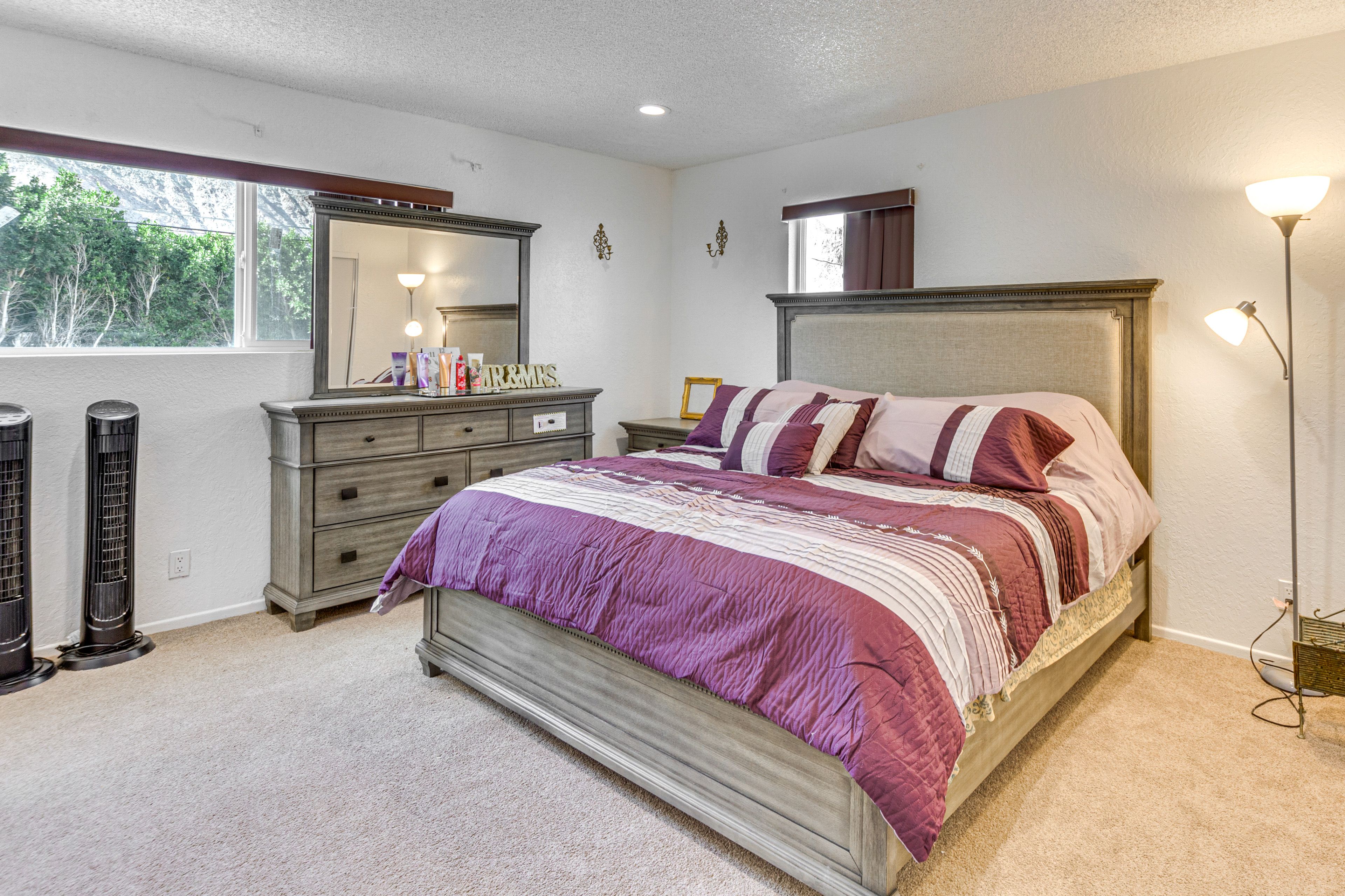 Bedroom 1 | King Bed | 2nd Floor | Linens Provided