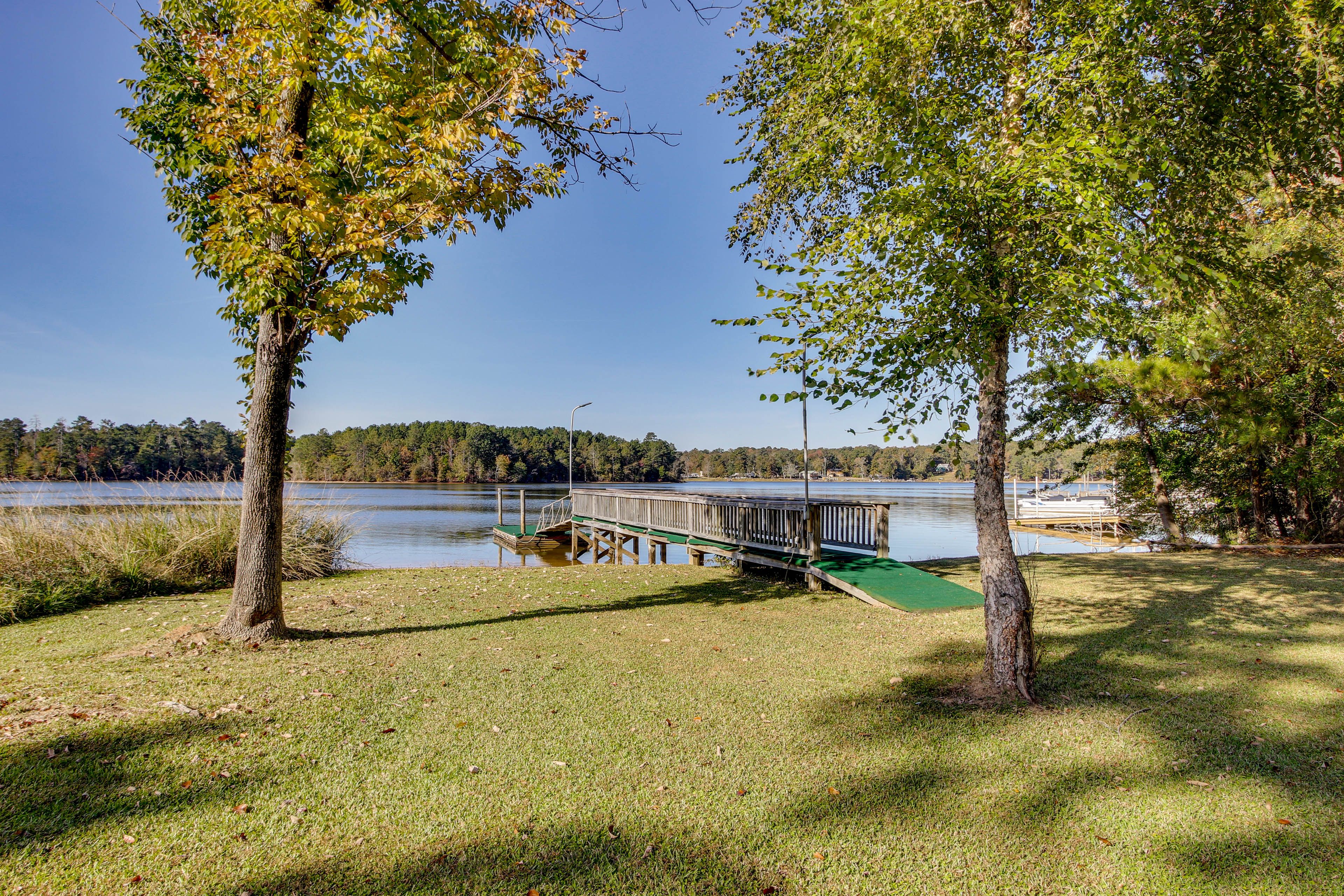 Lake Murray Access On-Site | Private Boat Dock