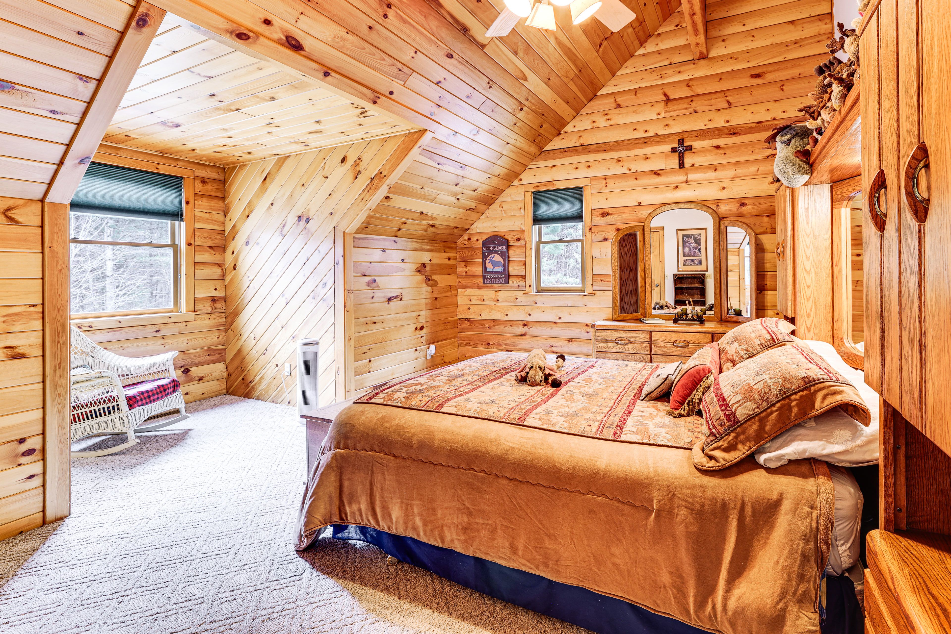 Bedroom 2 | Queen Bed | 2nd Level