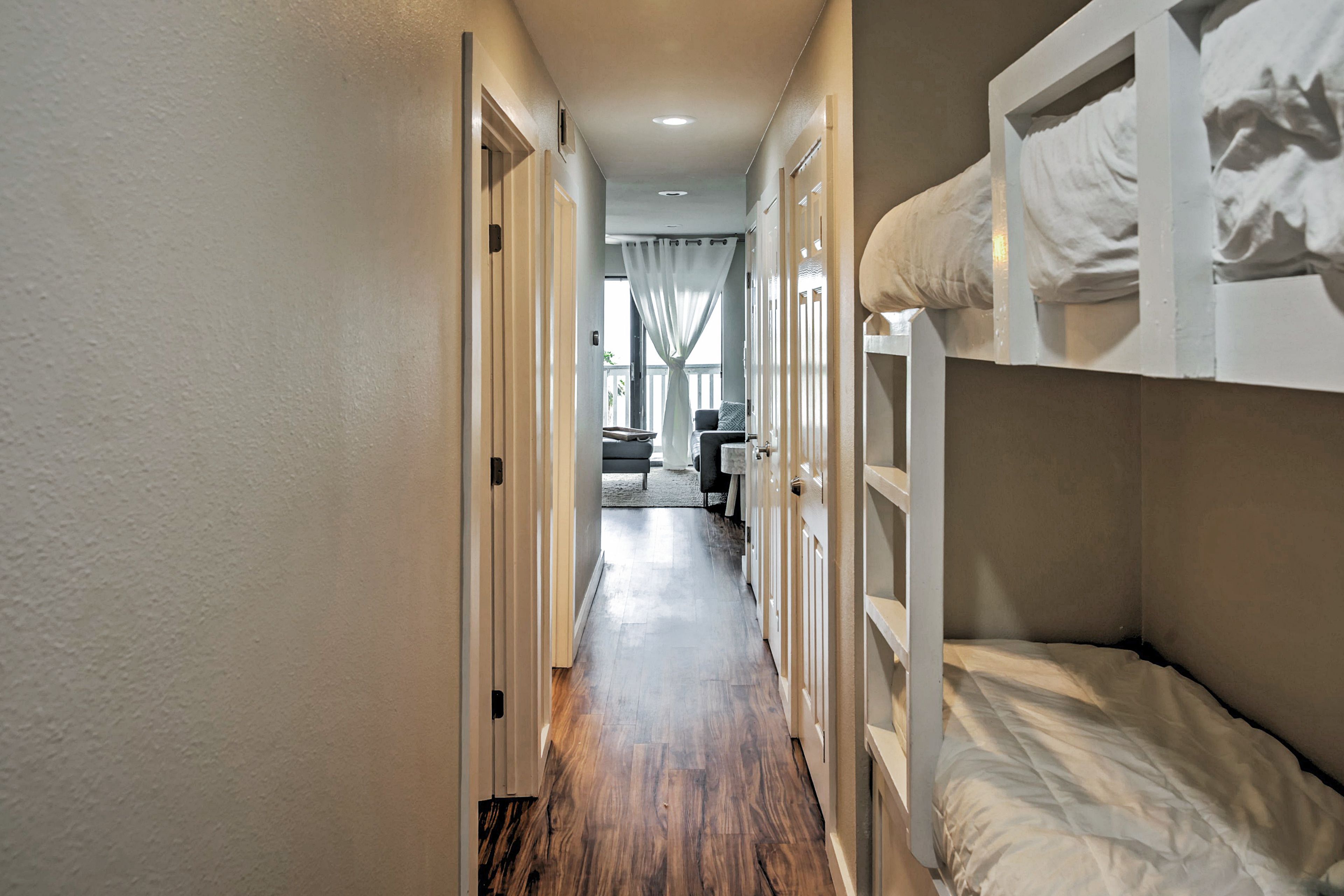 Hallway | Twin Bunk Bed