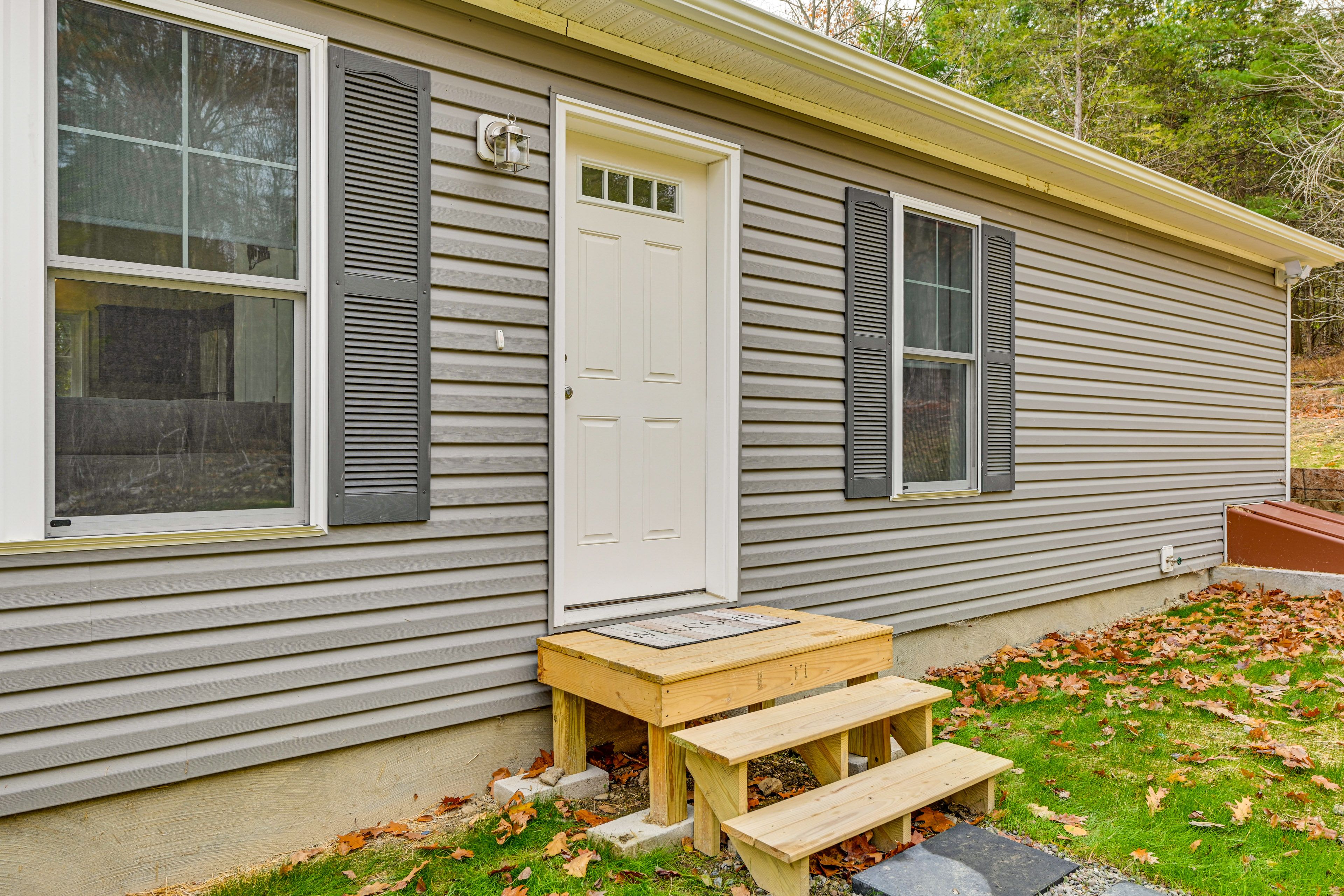 Home Exterior | Entry