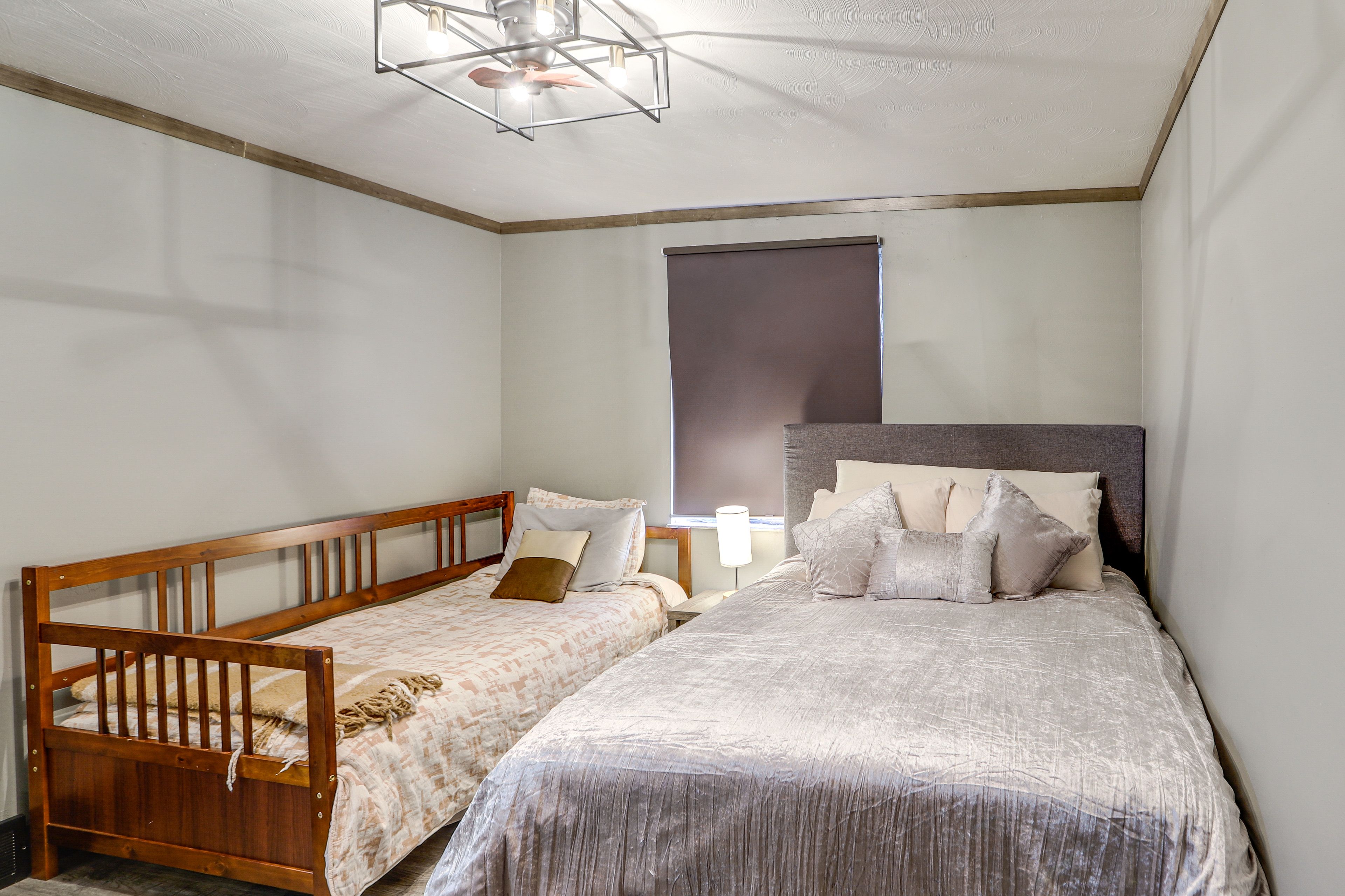 Bedroom 2 | Queen Bed | Twin Daybed | Main Level