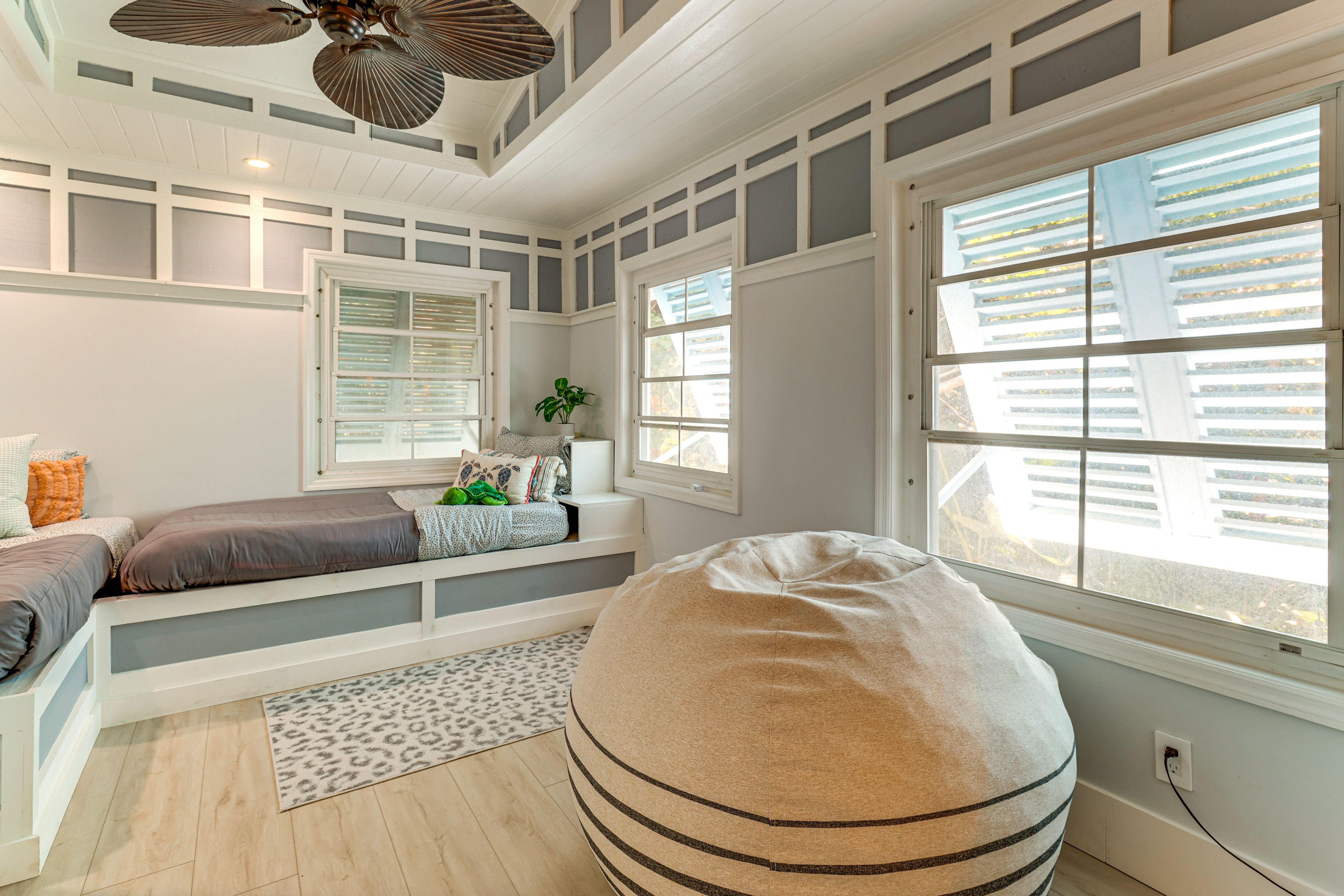 Bedroom 4 | 2nd Floor | 4 Twin Beds | Desk | Printer