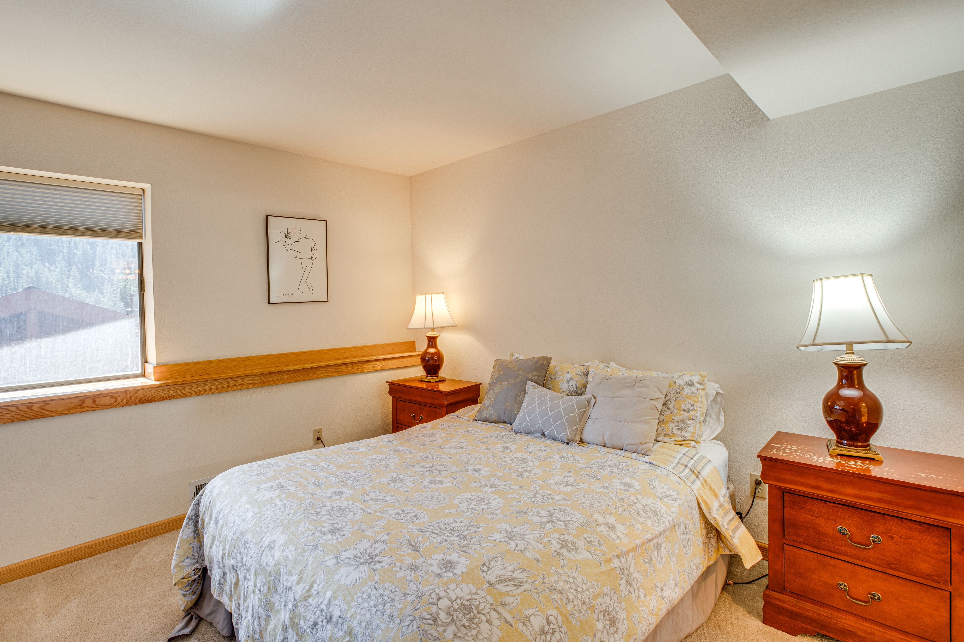 Bedroom 2 | Queen Bed | 2nd Floor