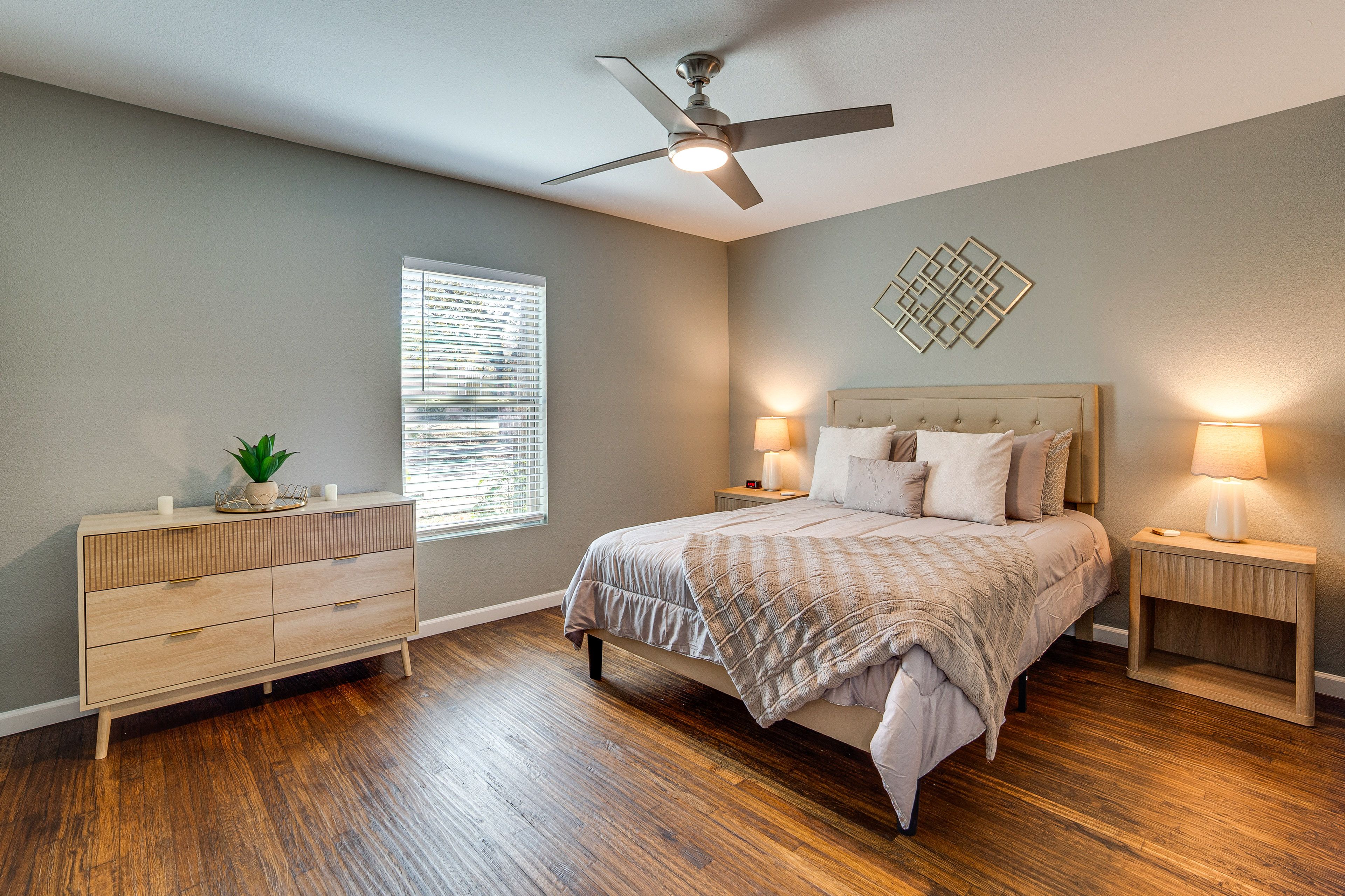 Bedroom 2 | Queen Bed | Linens Provided