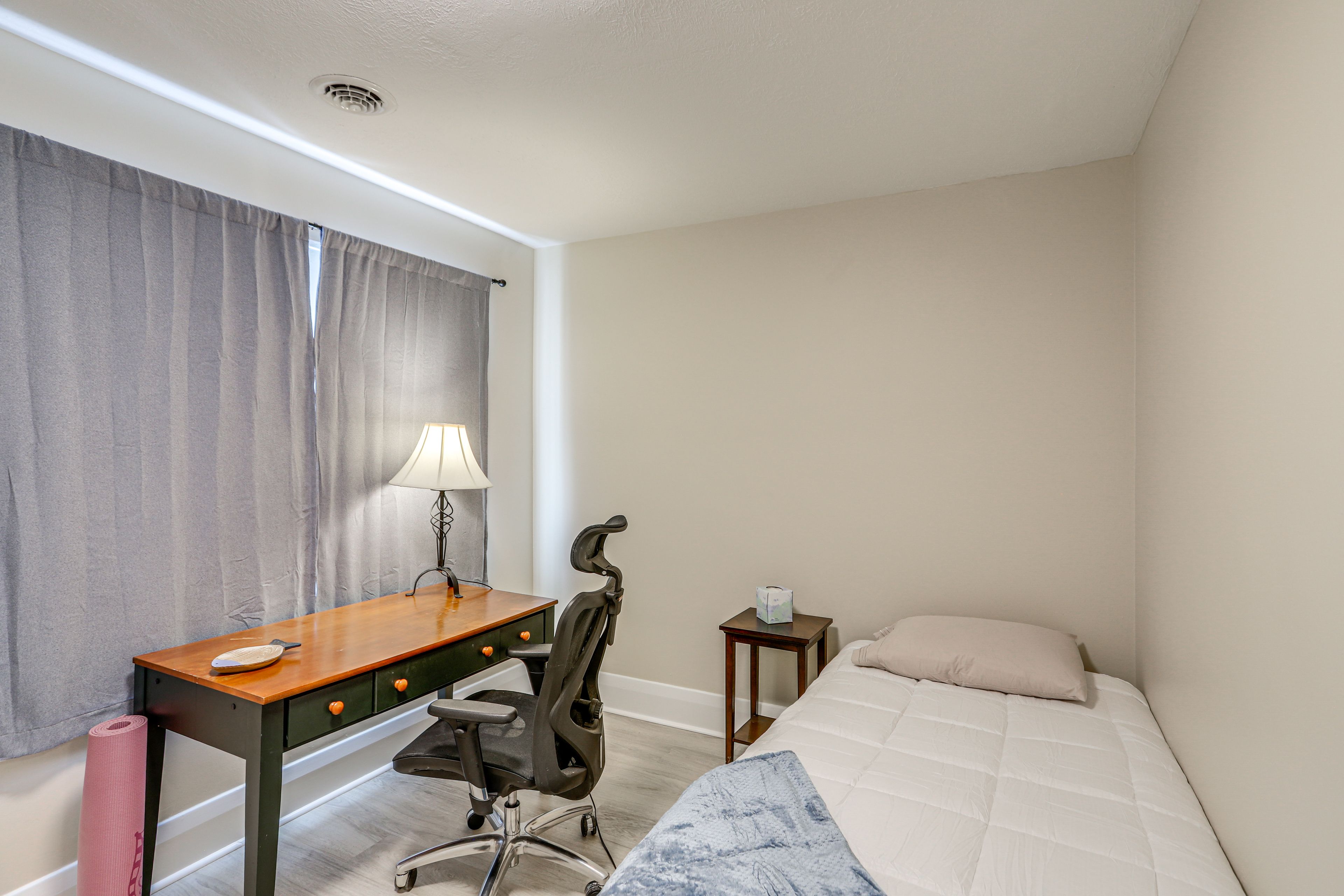 Bedroom 3 | 2nd Floor | Twin Bed | Office Desk