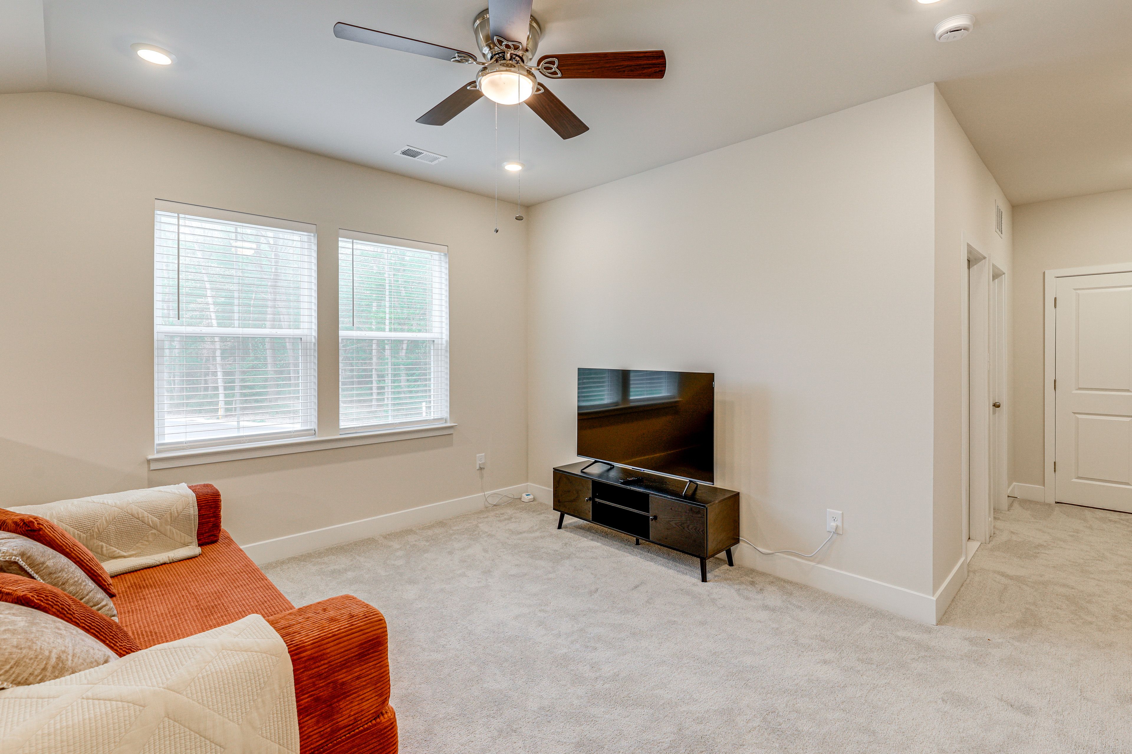 Loft | 2nd Floor | Full Sleeper Sofa