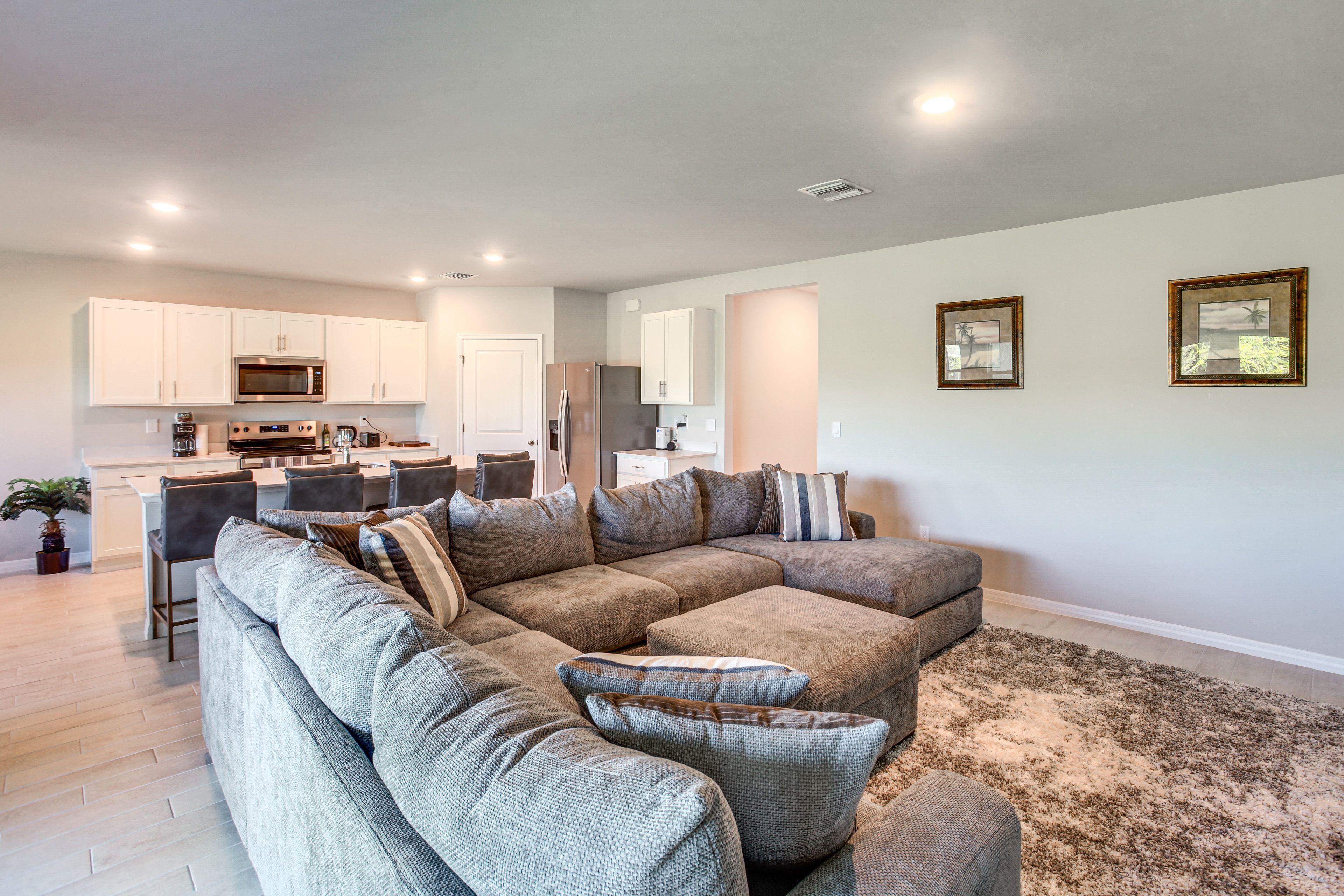 Living Area | TV
