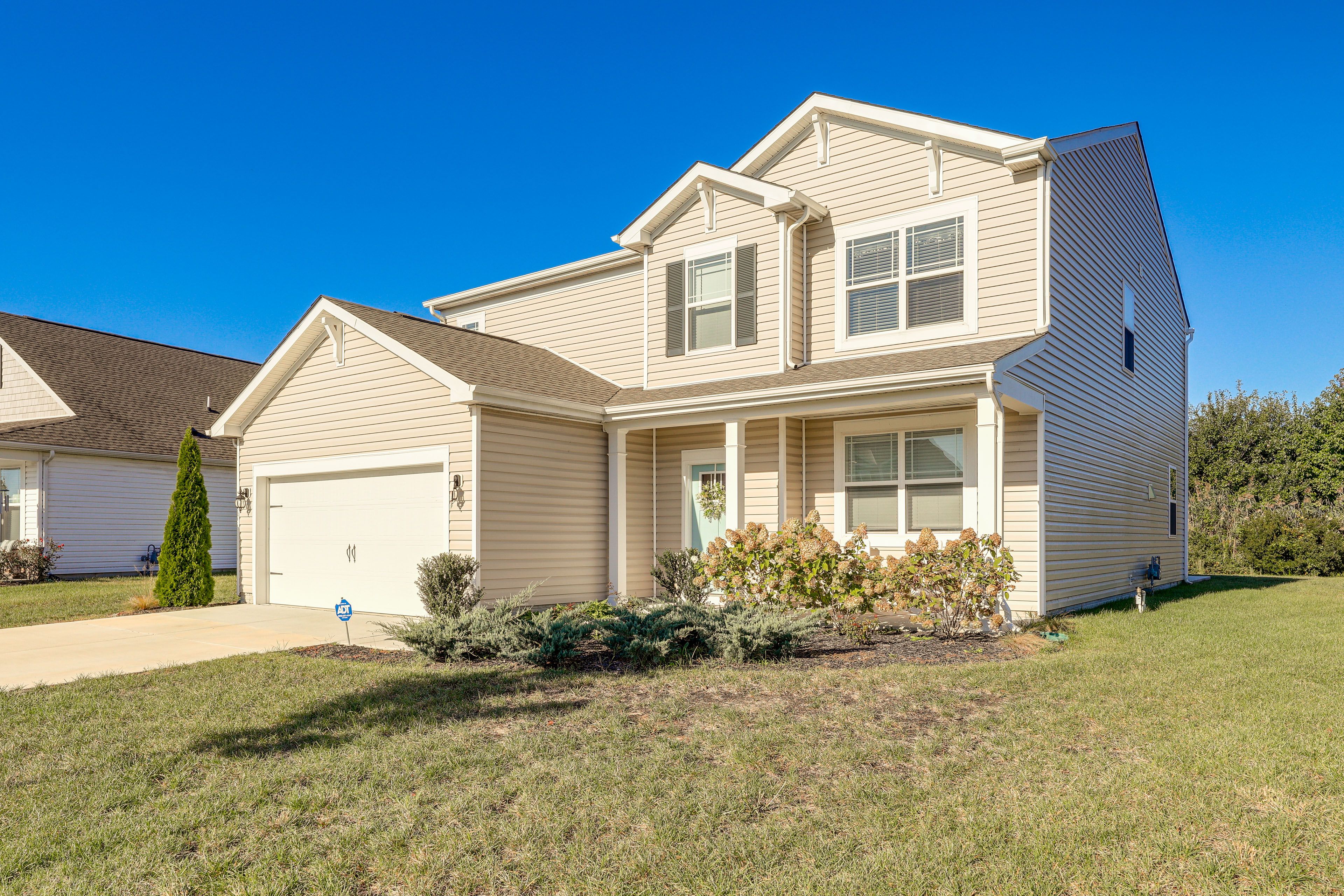 Parking | Driveway (2 Vehicles)