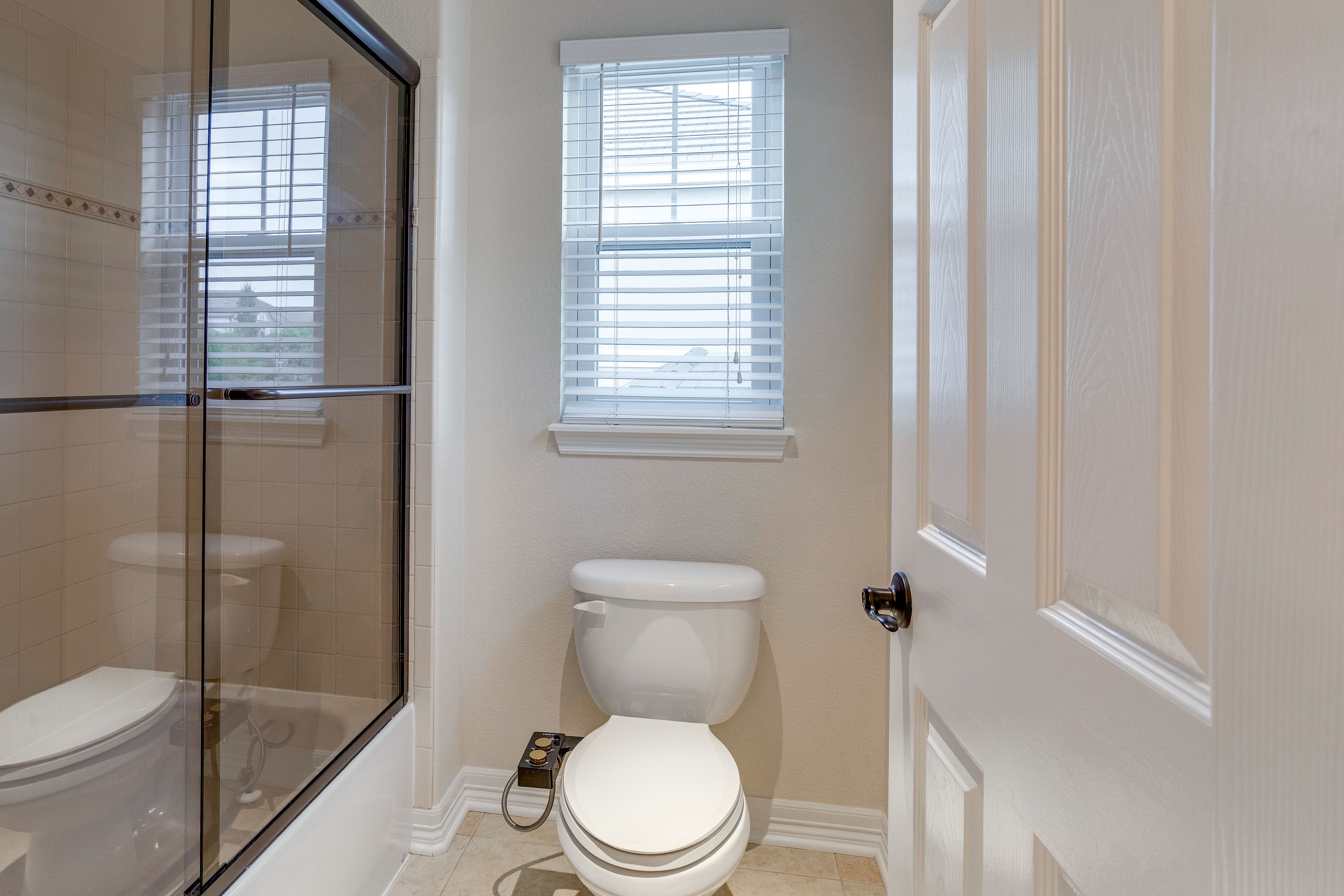 En-Suite Bathroom | Upper Floor
