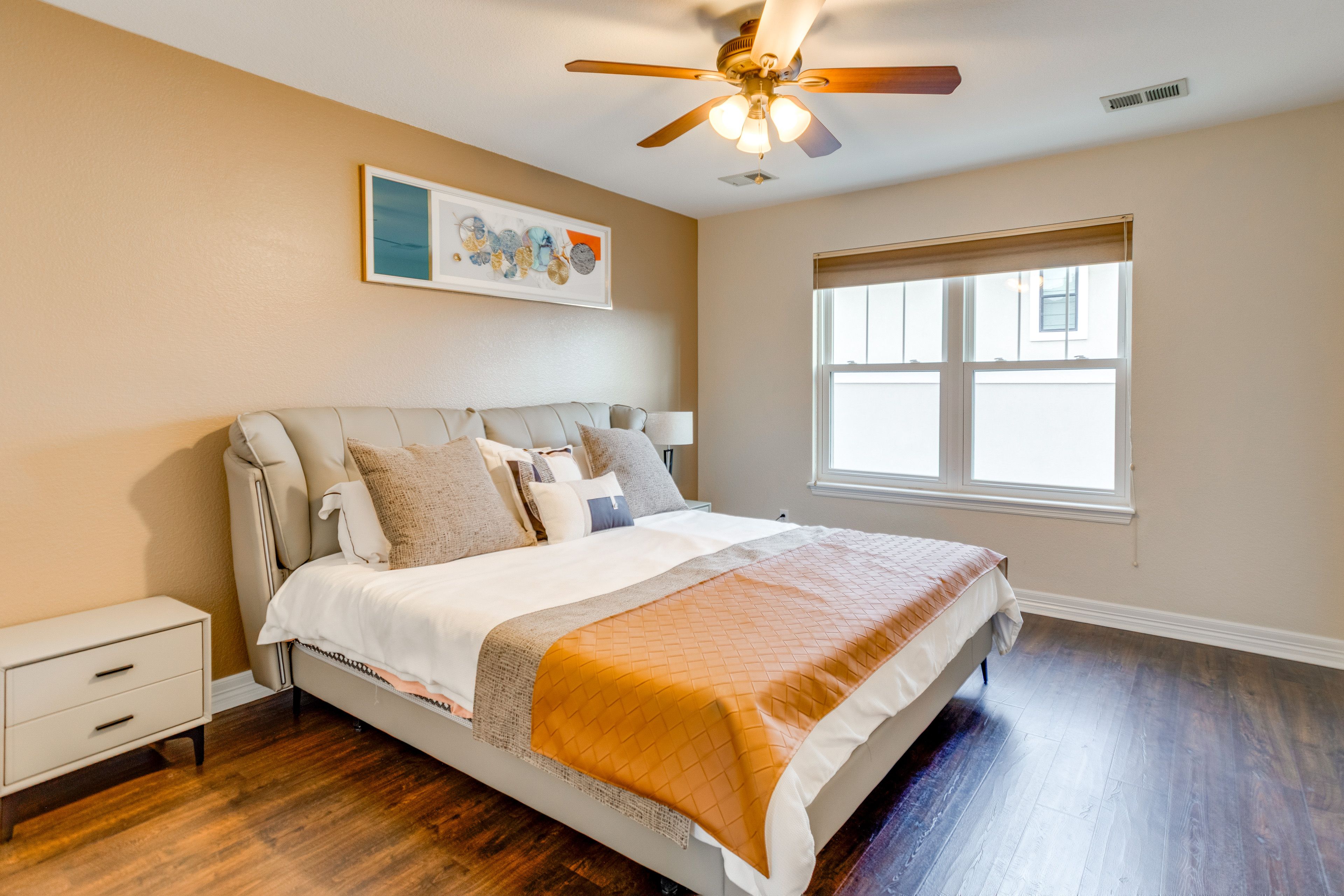 Bedroom 2 | Upper Floor | Queen Bed