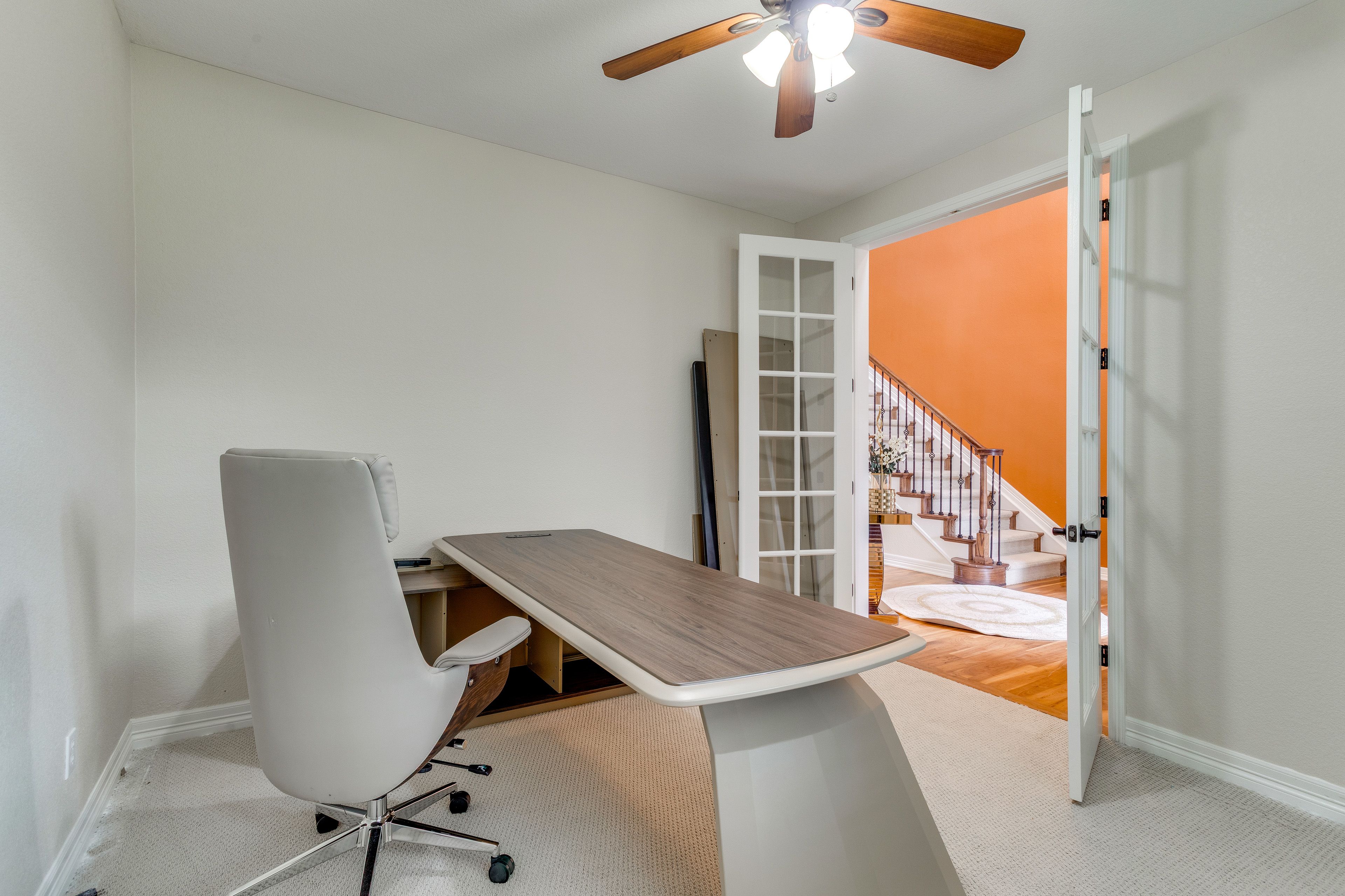 Office | Main Floor | Desk Workspace