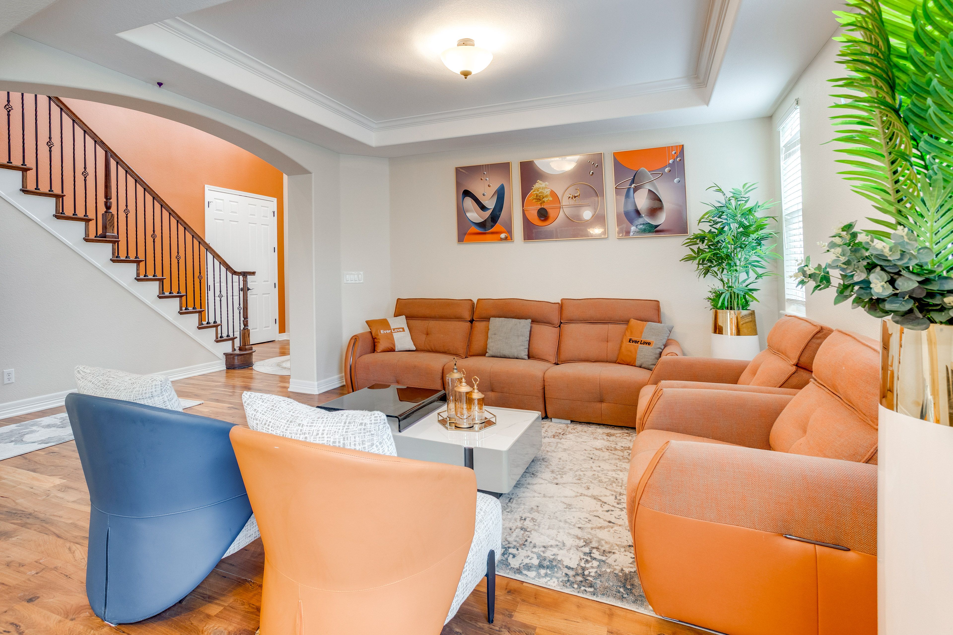 Living Room | Main Floor