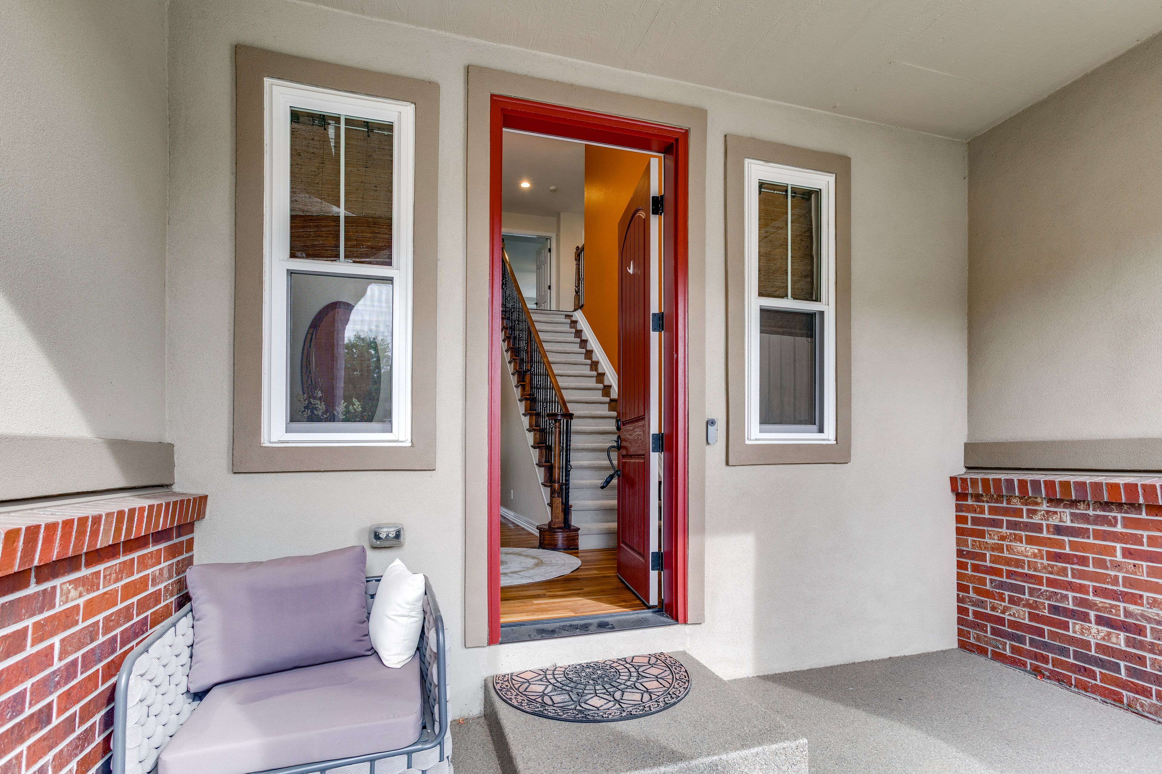 Covered Front Porch | Seating