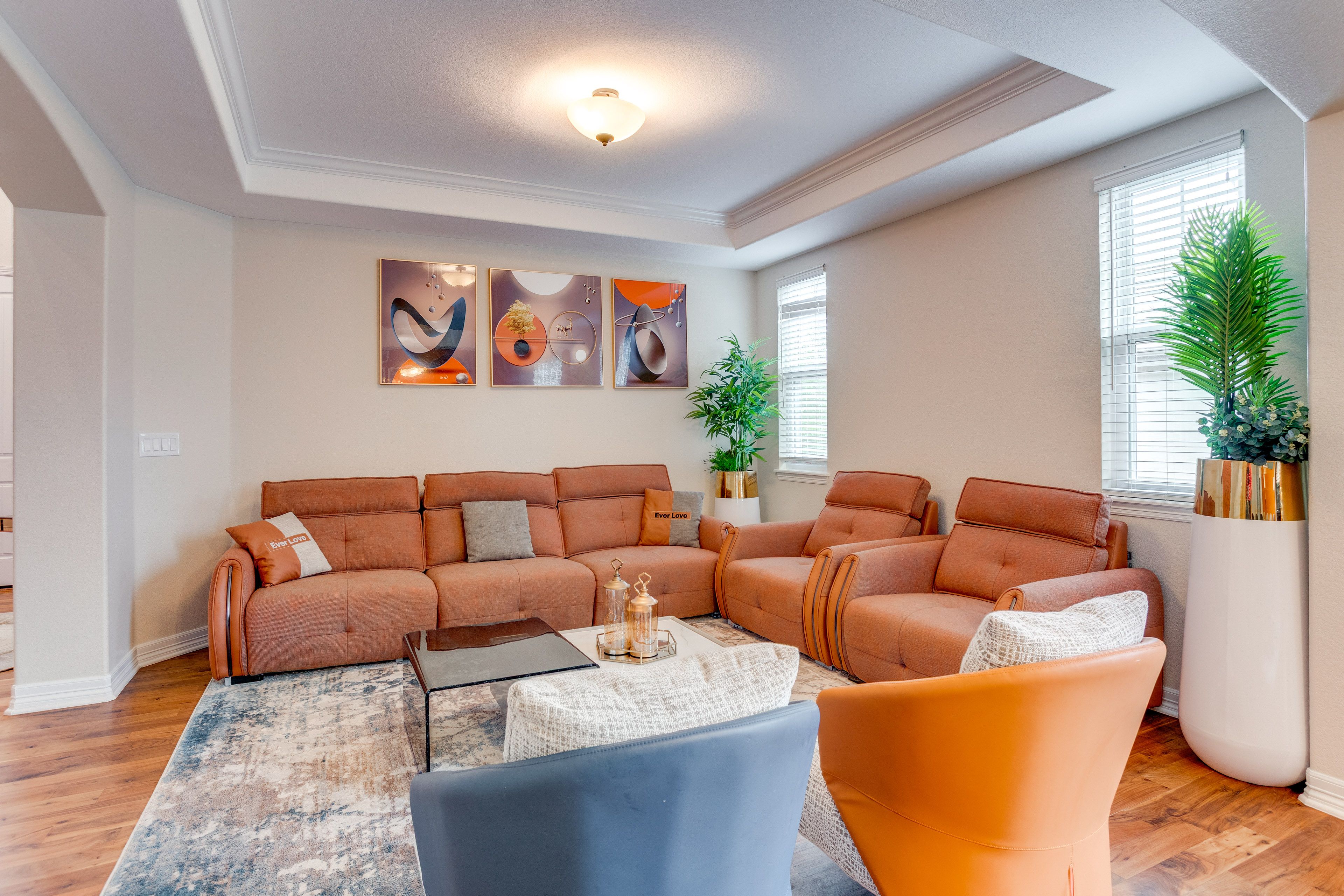 Living Room | Central A/C & Heating
