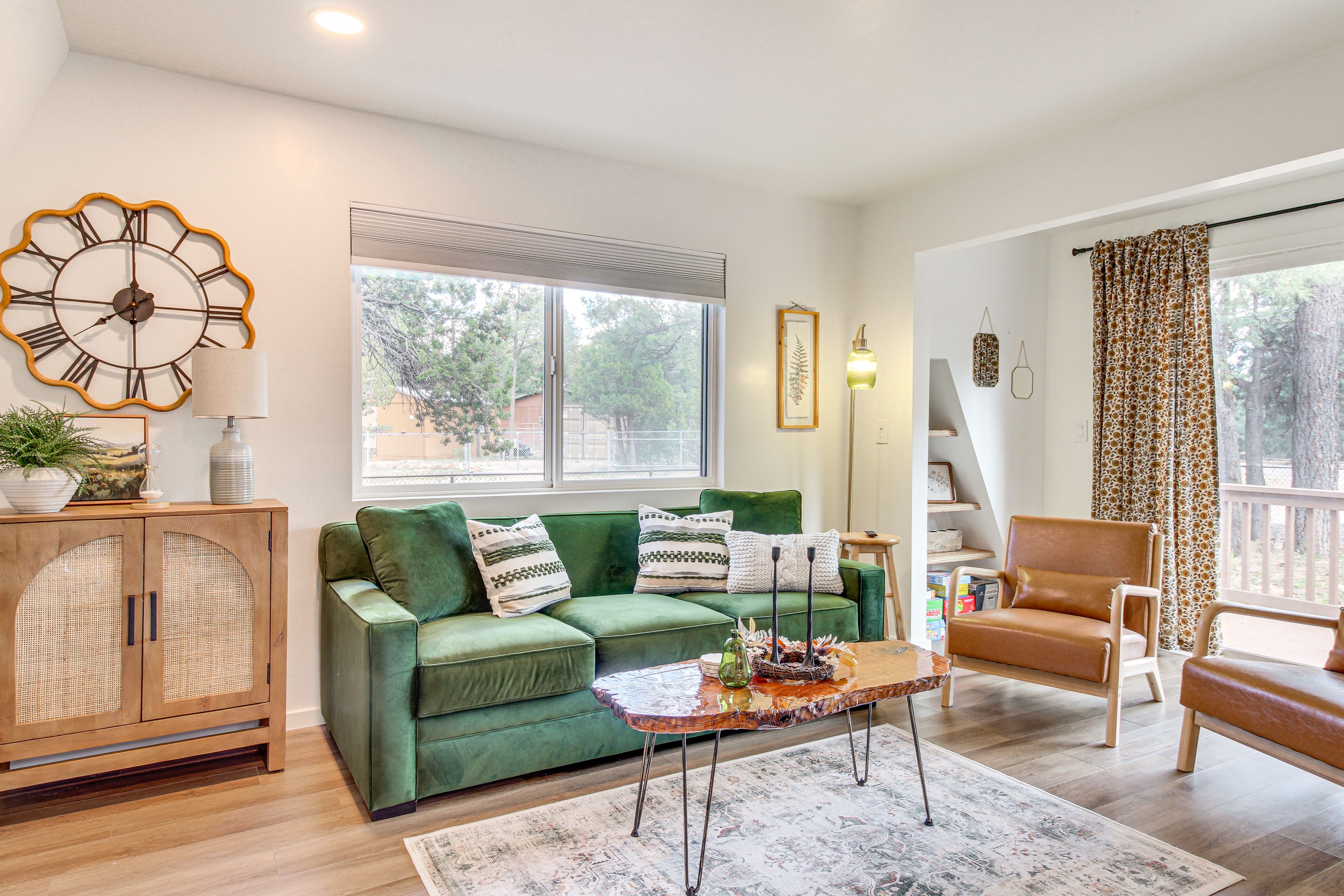 Living Room | Board Games | Smart TV | Free WiFi