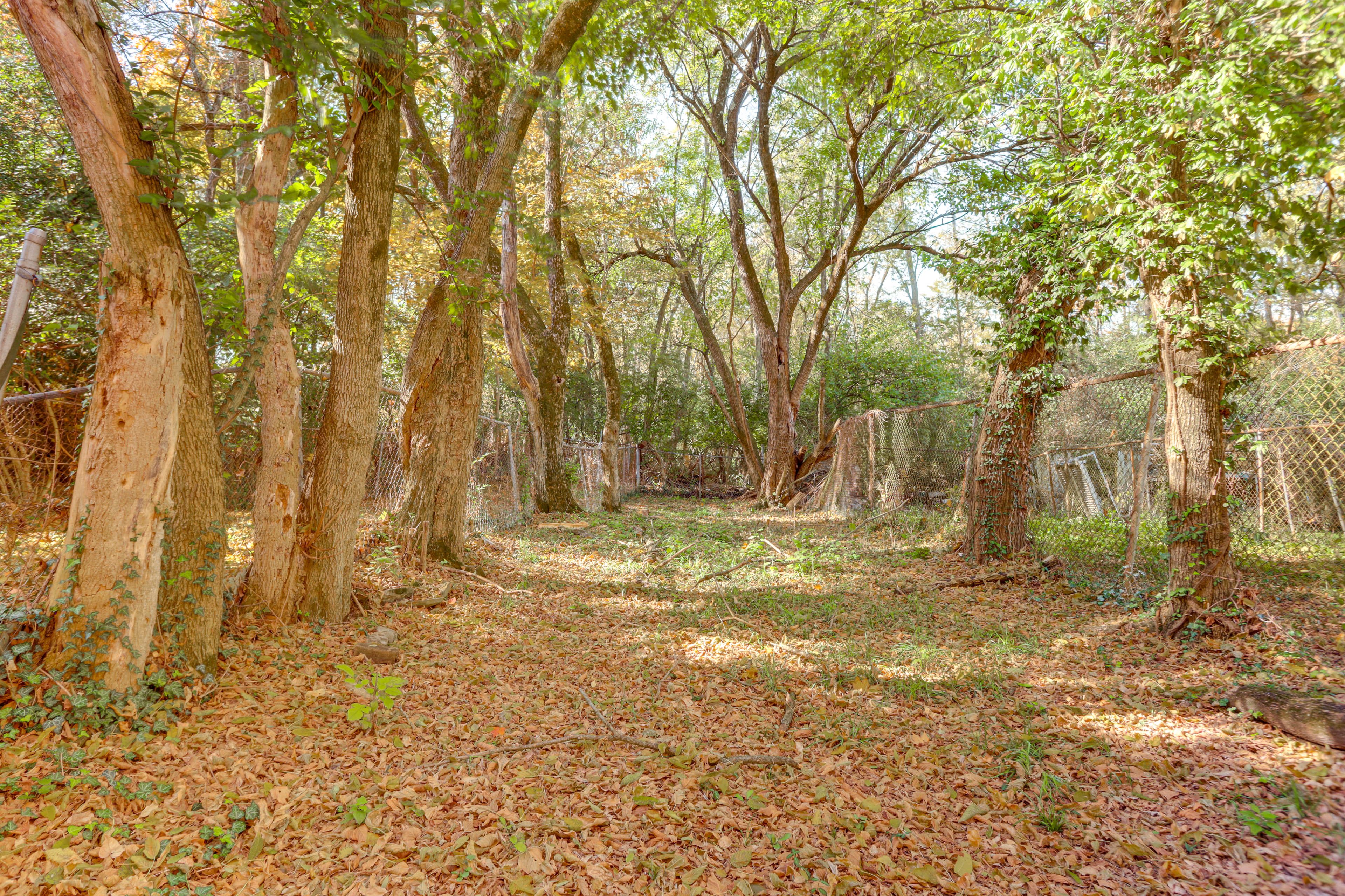 Fenced Backyard | Parking | Driveway (2 Vehicles)