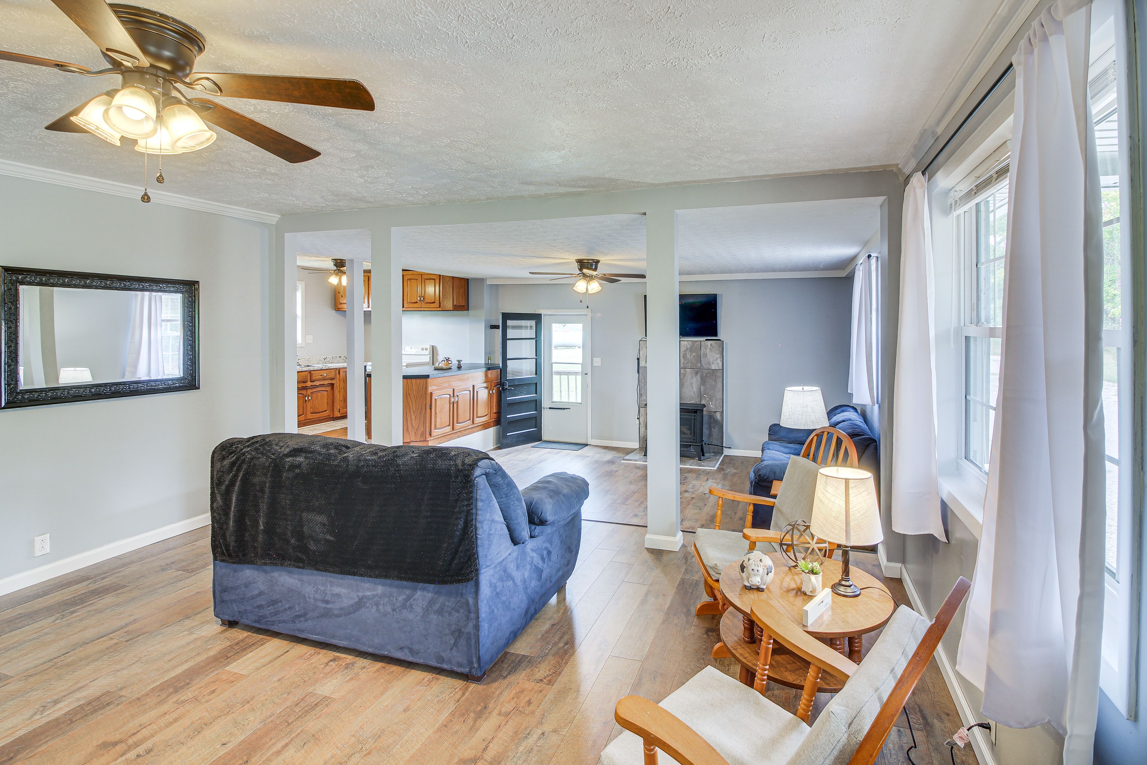 Living Area | TV | Fireplace