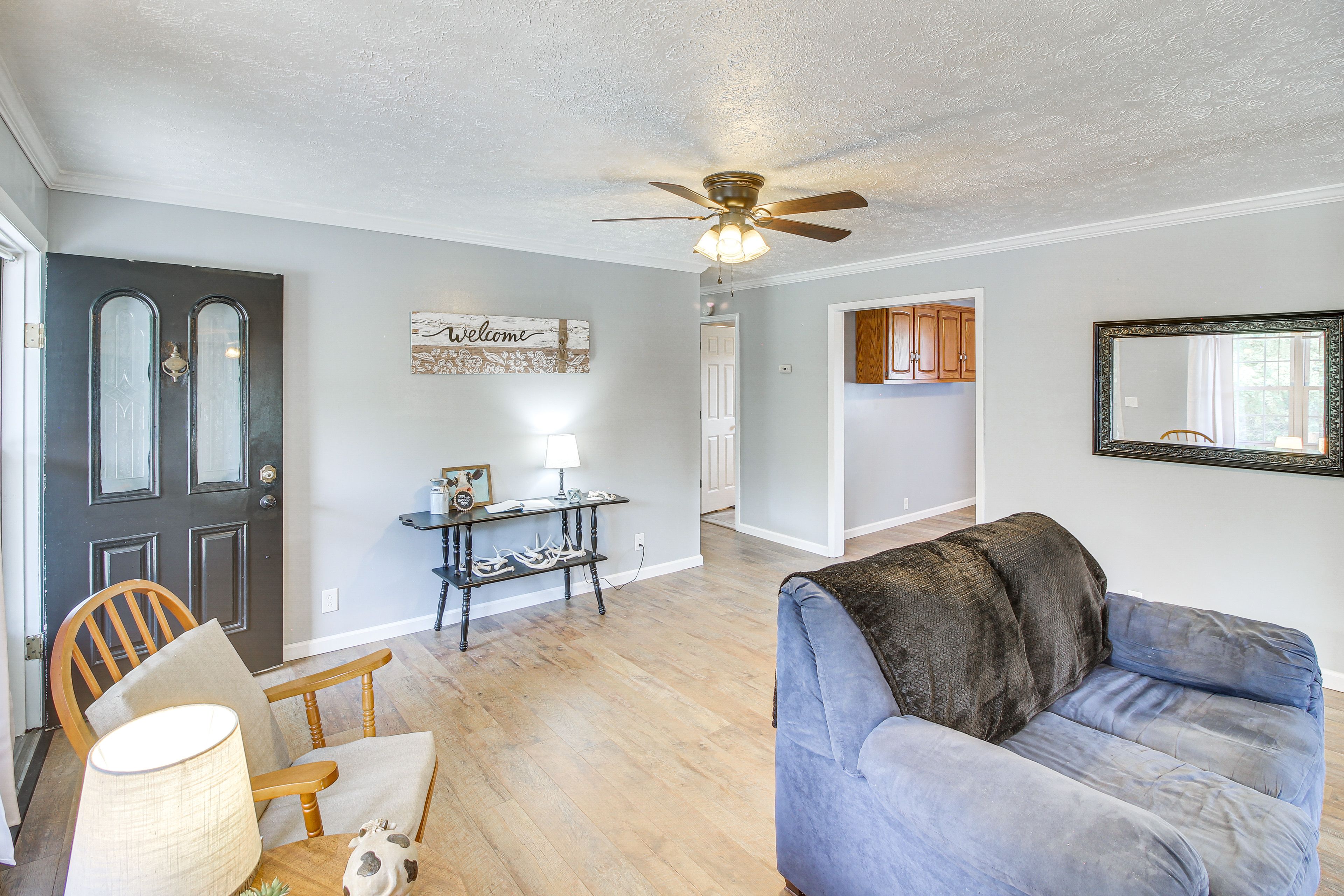 Living Area | Main Floor